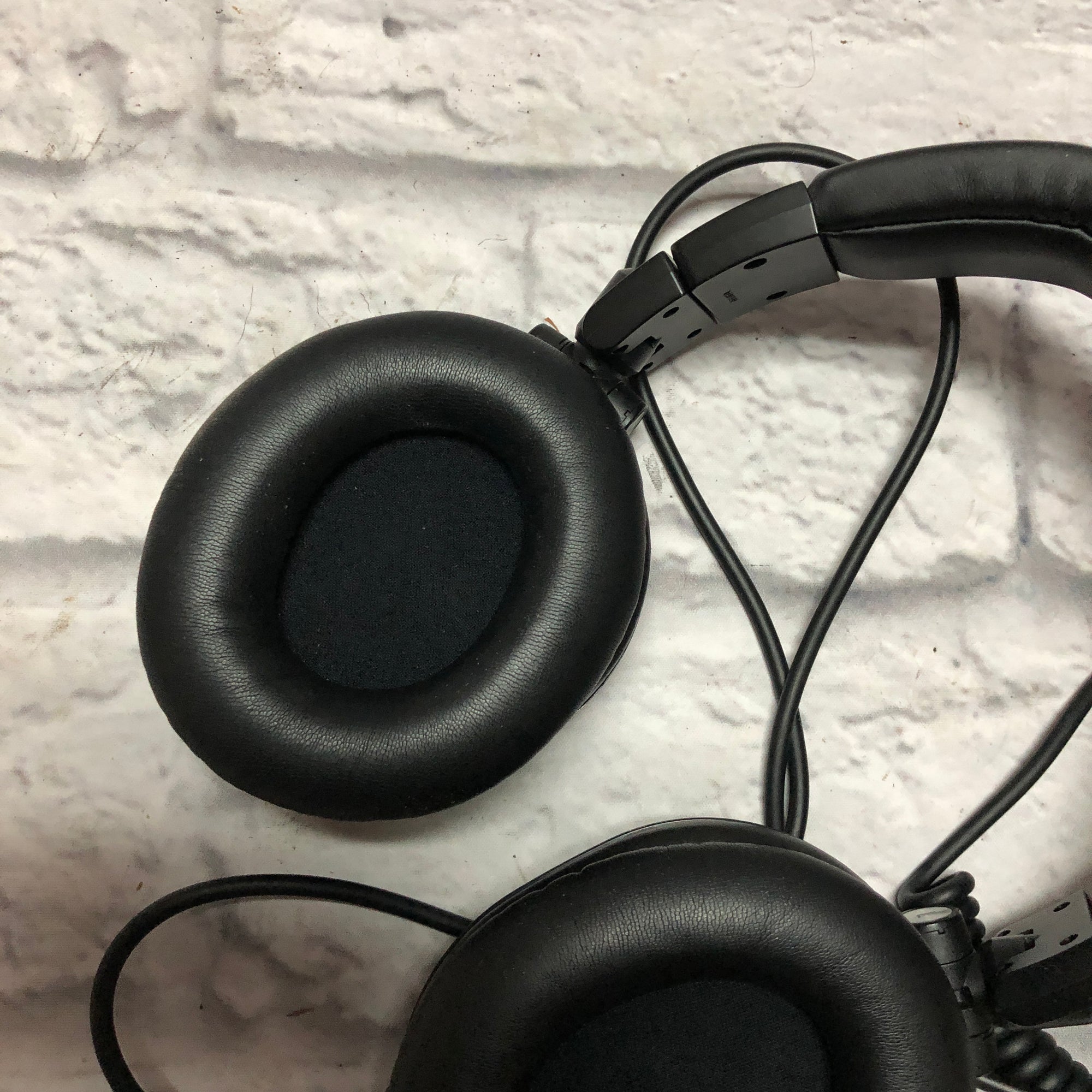 Audio-Technica ATH-M50x Studio Monitor Headphones