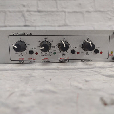 DBX 223xs Stereo Cross Over