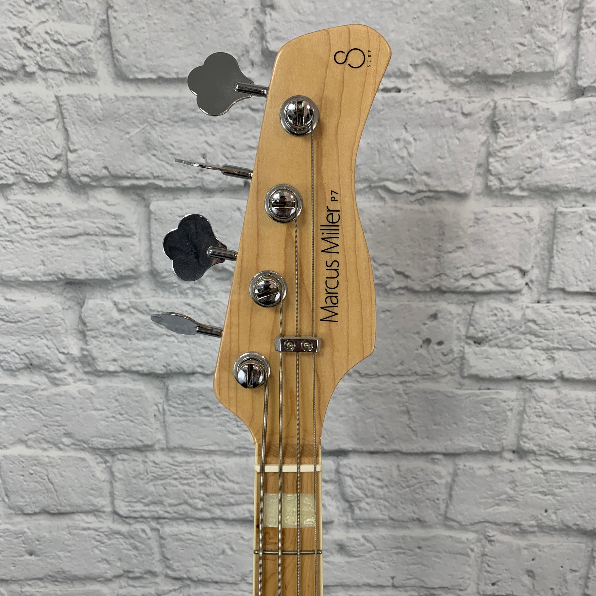 Sire Marcus Miller P7 4-String Bass Guitar Swamp Ash