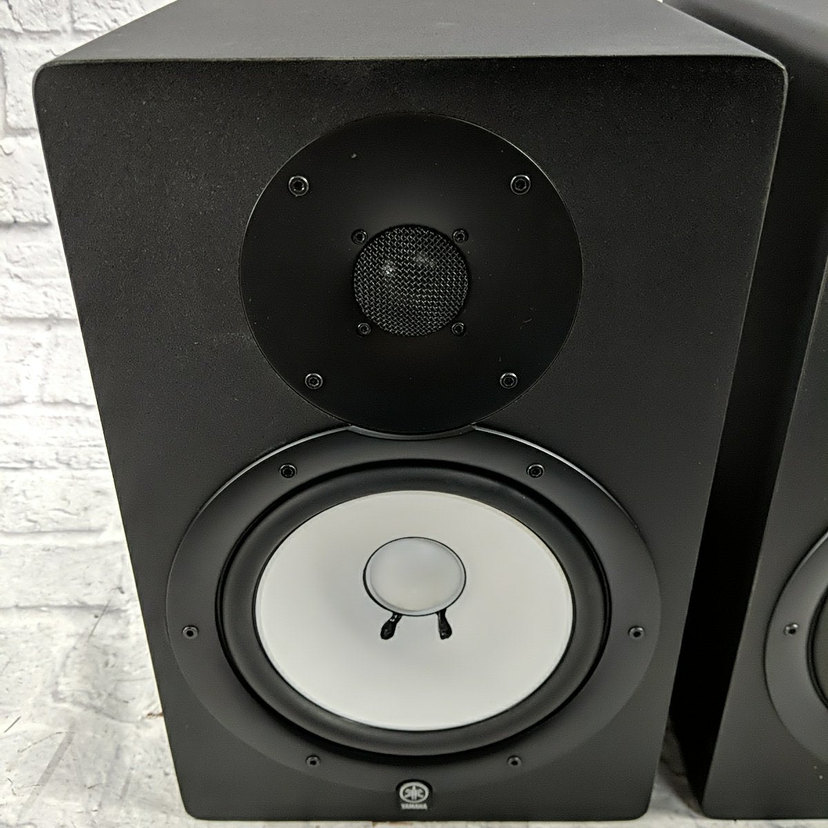 Yamaha HS80M Studio Monitor Pair - Evolution Music