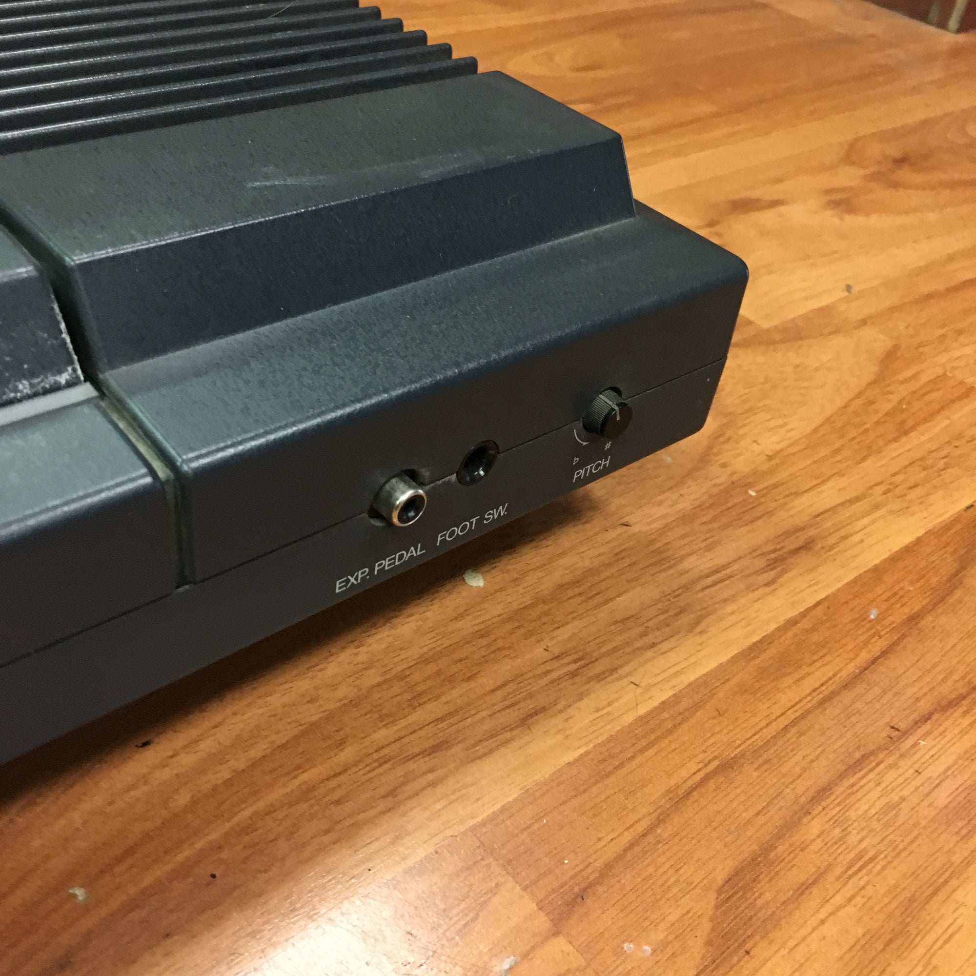 Yamaha PS6100 Keyboard