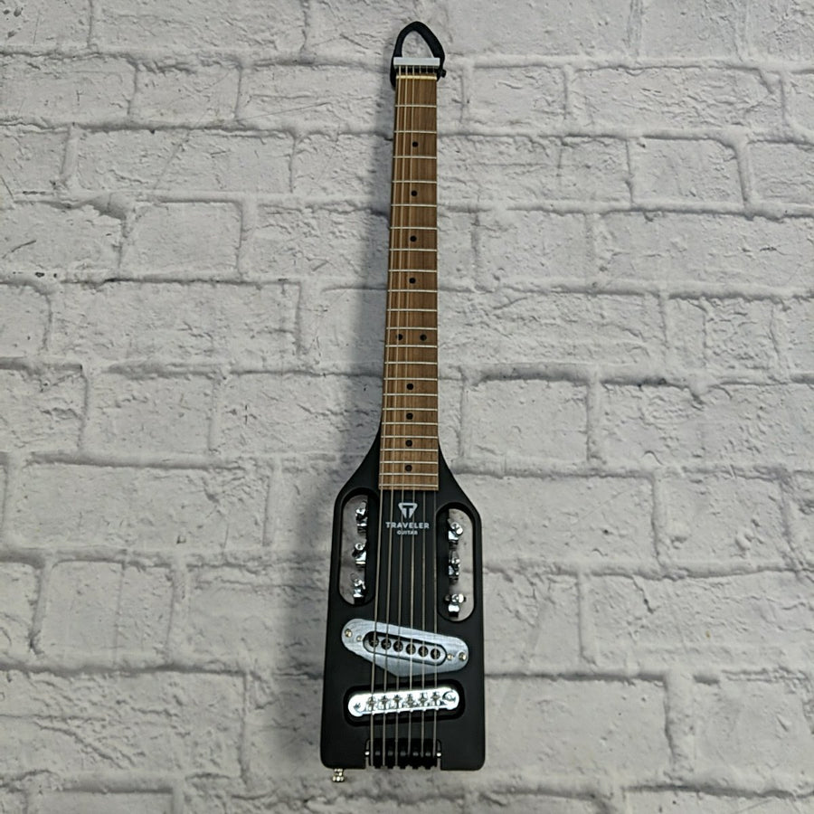 Traveler Ultralight Black Electric Guitar