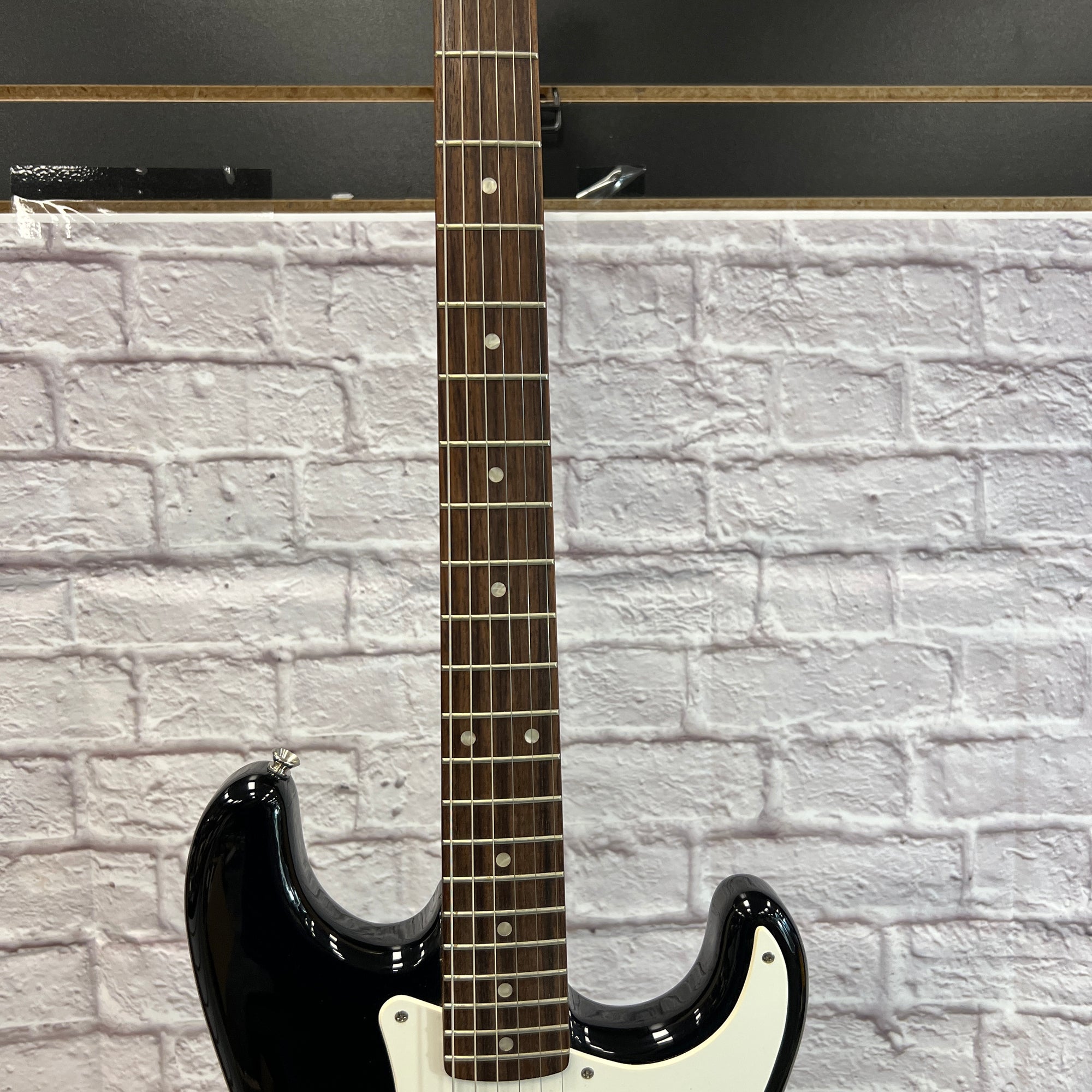 Squier Affinity Stratocaster Electric Guitar