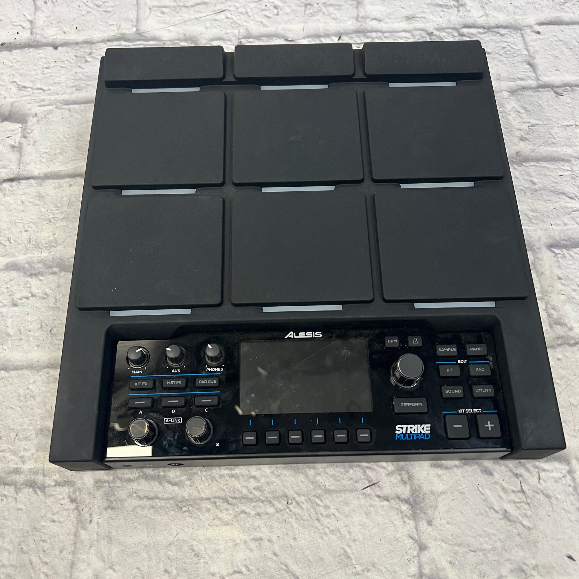 alesis strike multipad kick pedal Alesis Strike MultiPad Drum Pad