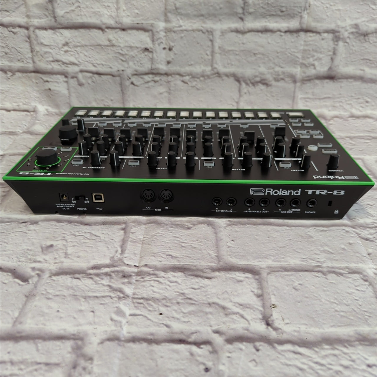 AIRA シリーズ 小売 Roland TR-8 Rhythm Performer