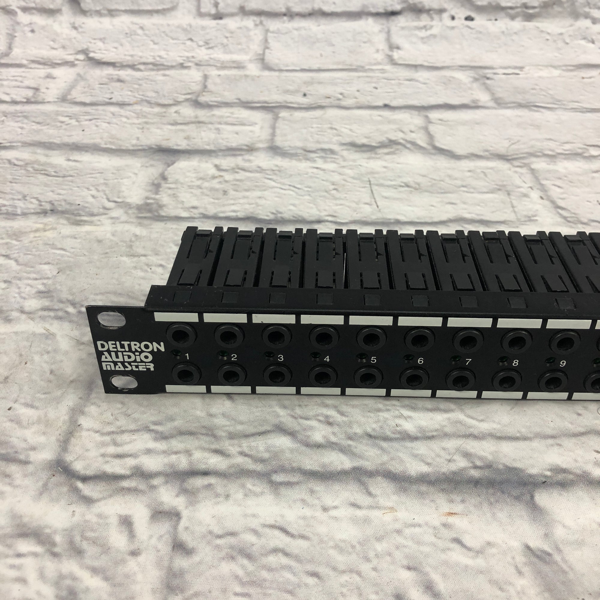 Deltron Audio Master Swift Patch