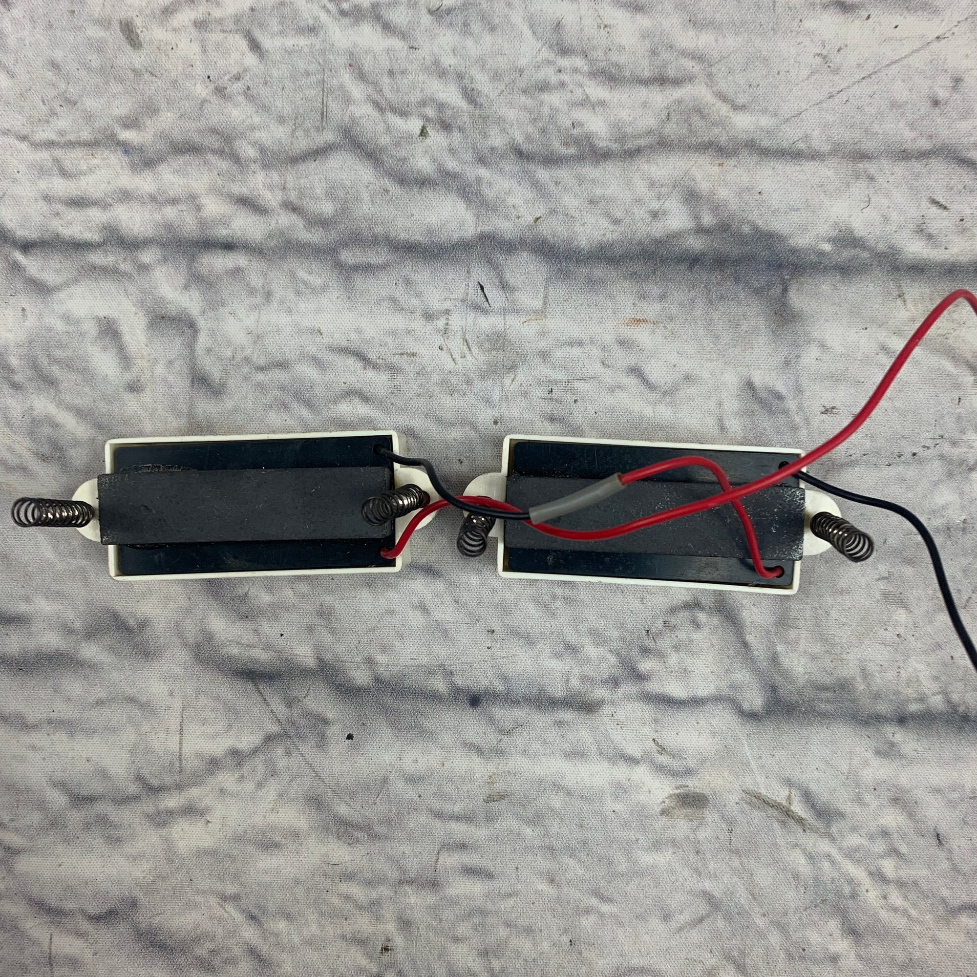 Unknown Split P bass pickup