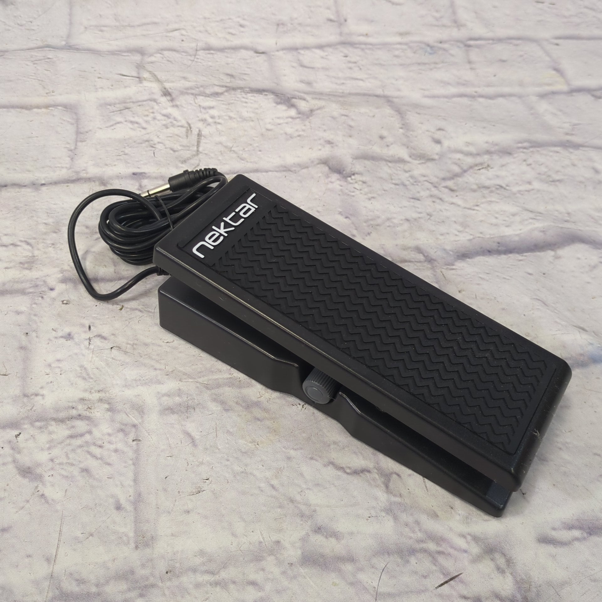 Nektar NX-P expression pedal