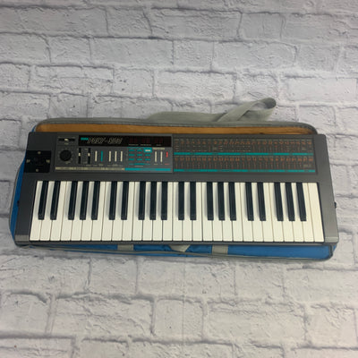 Korg Poly 800 Synthesizer