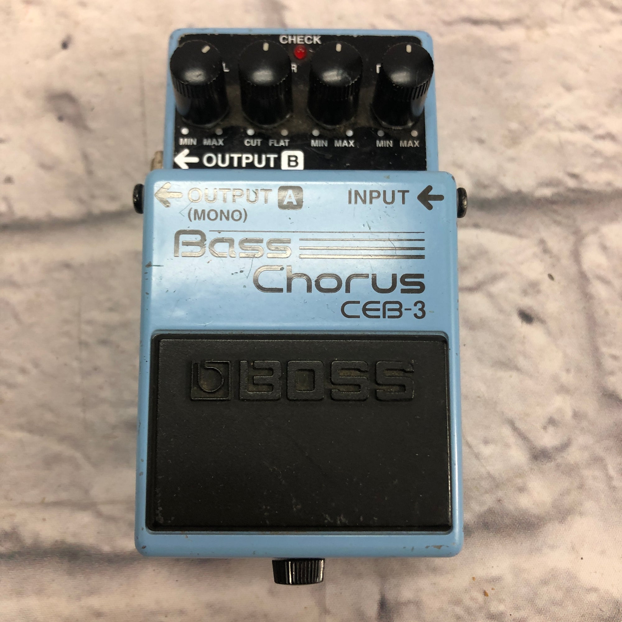 boss ceb-3 bass chorus pedal Boss CEB-3 Bass Chorus Pedal Pink Label