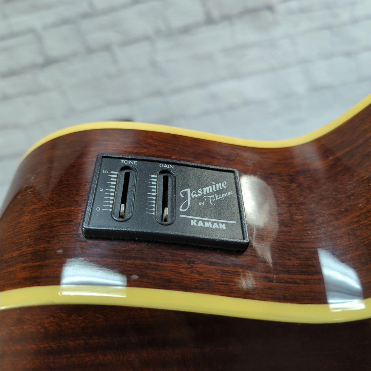 Jasmine ES-50C 4 String Acoustic Fretless Bass AS IS