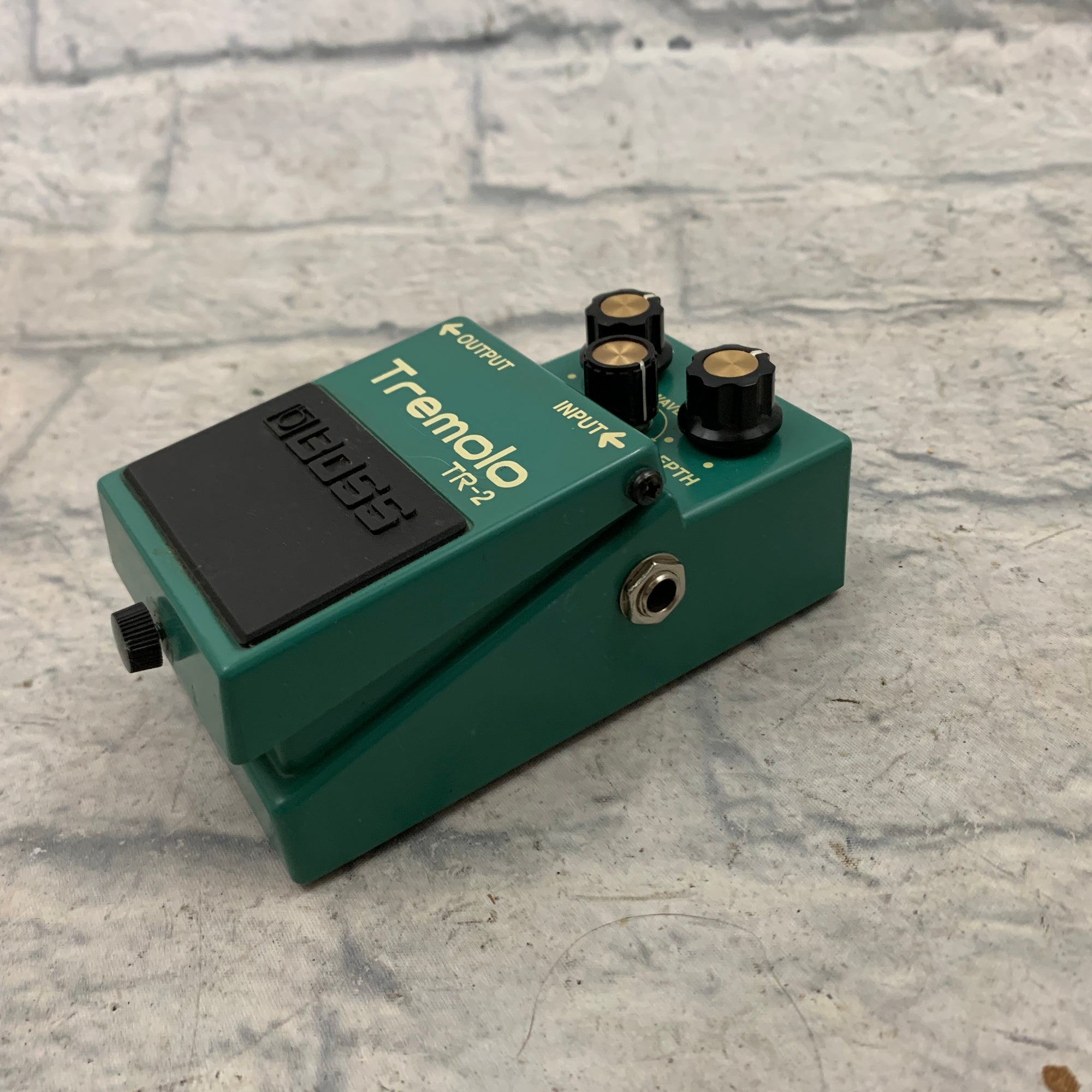 Boss TR-2 Tremolo Pedal
