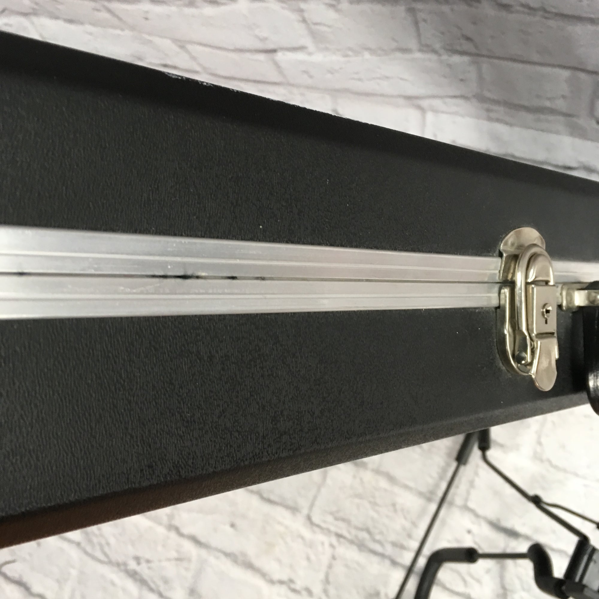 Peavey Firenza Electric Guitar with Hard Case