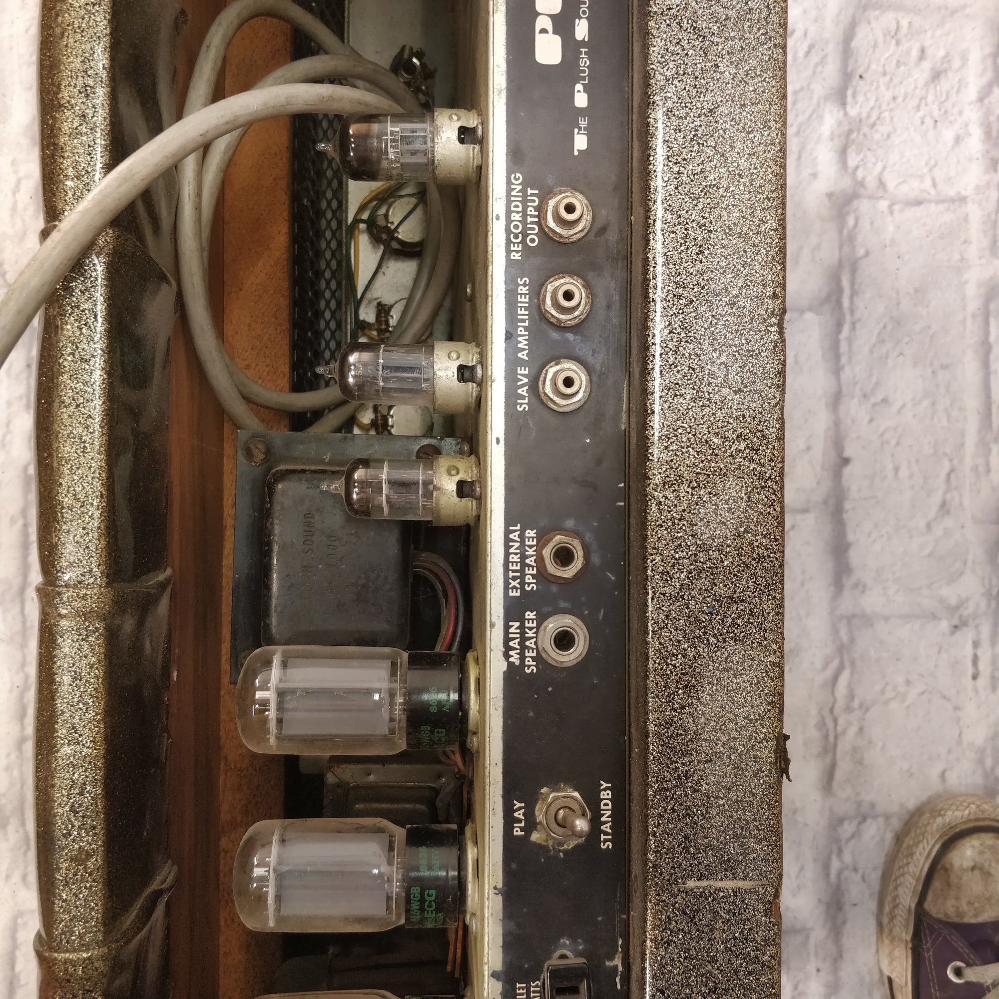 ** Plush PRB 1060S 270w Bass Guitar/Electric Guitar Head