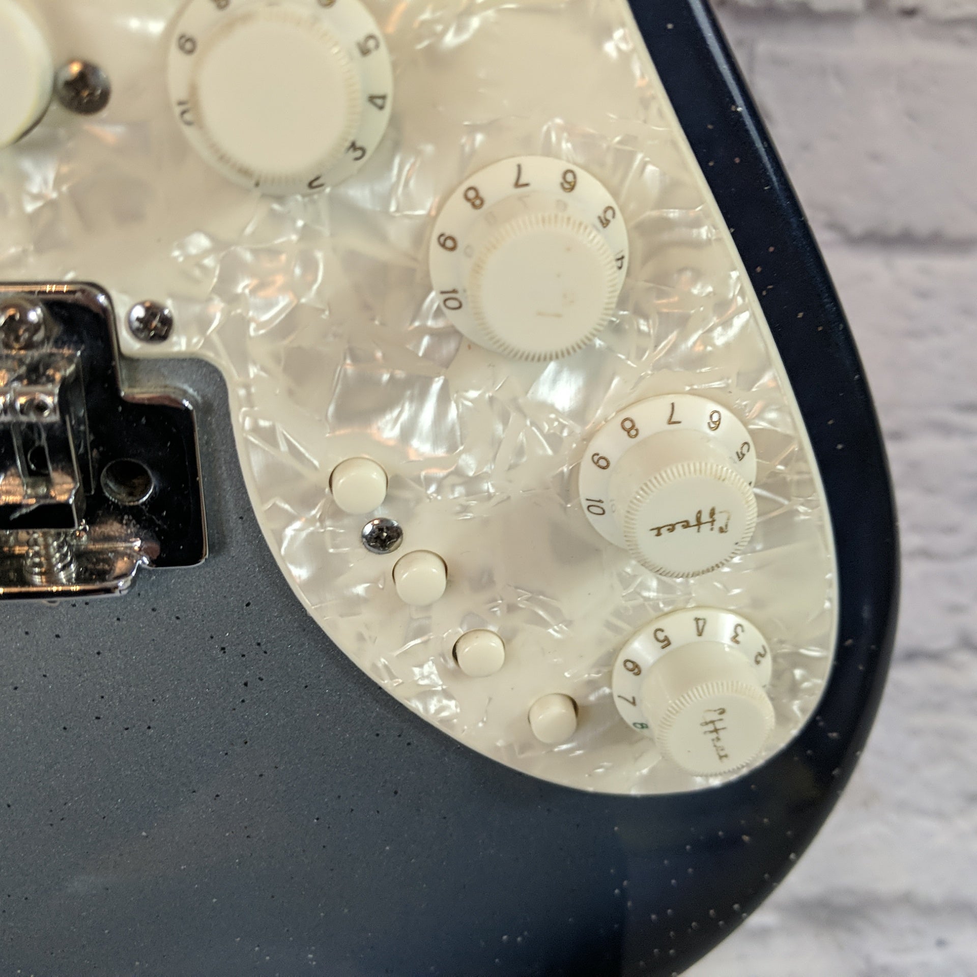 Danelectro Innuendo DanoBlaster Electric Guitar with Built in Effects - Midnight Blue Sparkle