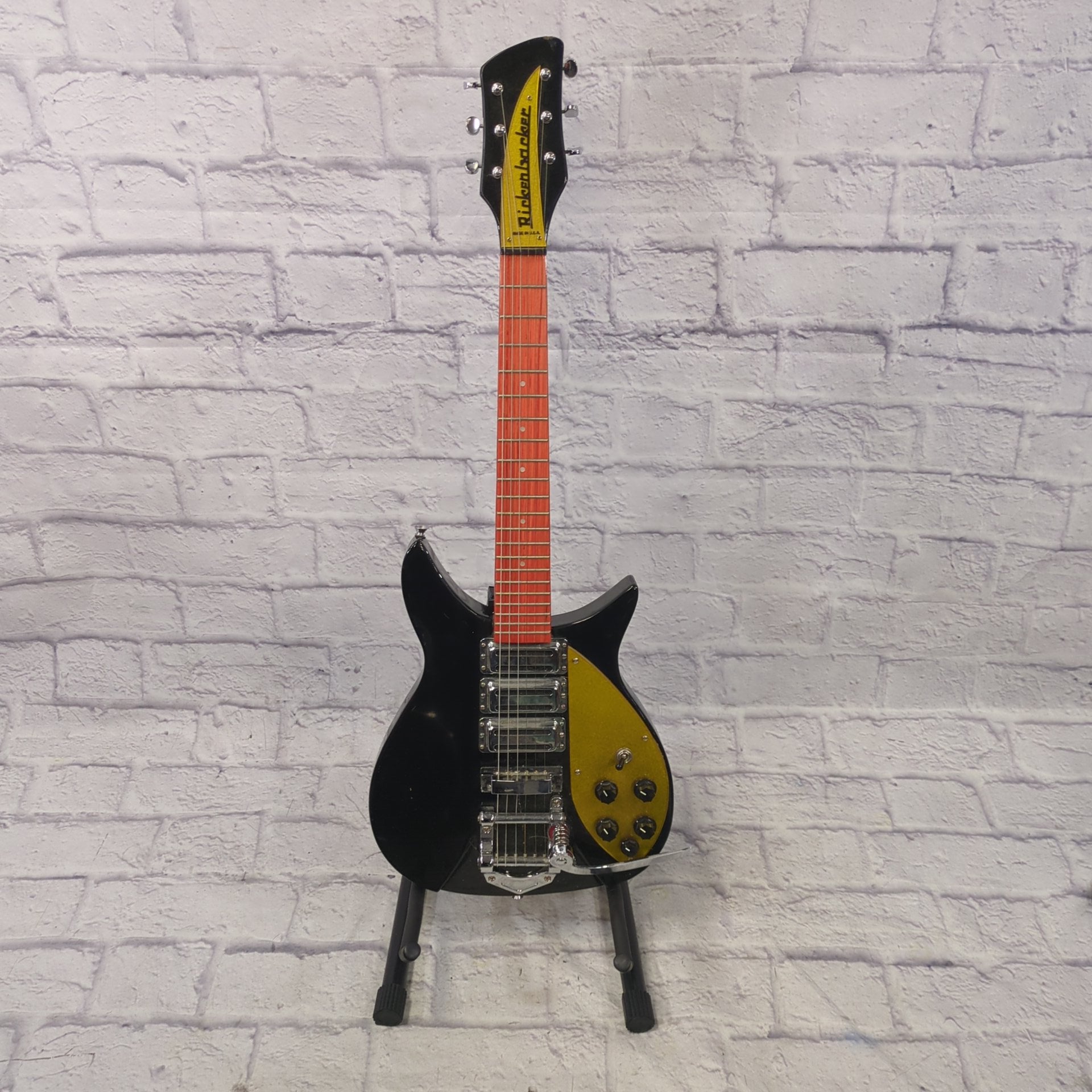 Unknown Chinese Rickenbacker Copy