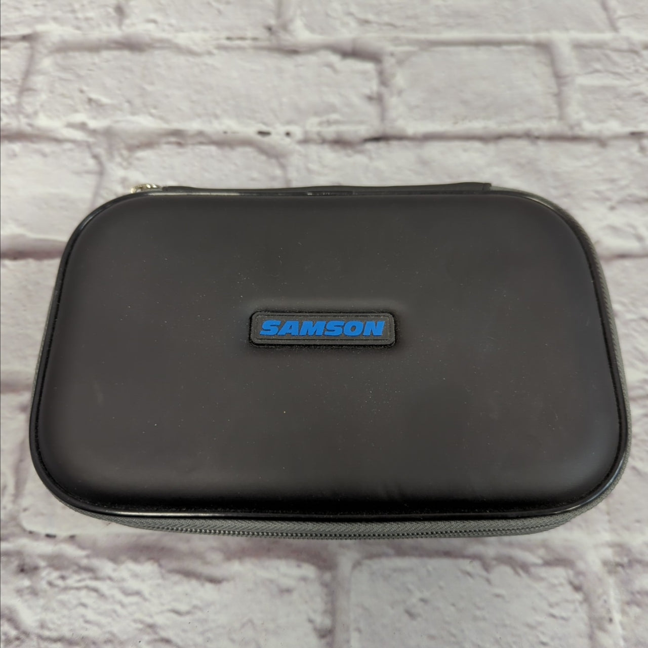 Samson CS Series 2-in-1 Dynamic Condenser Microphone