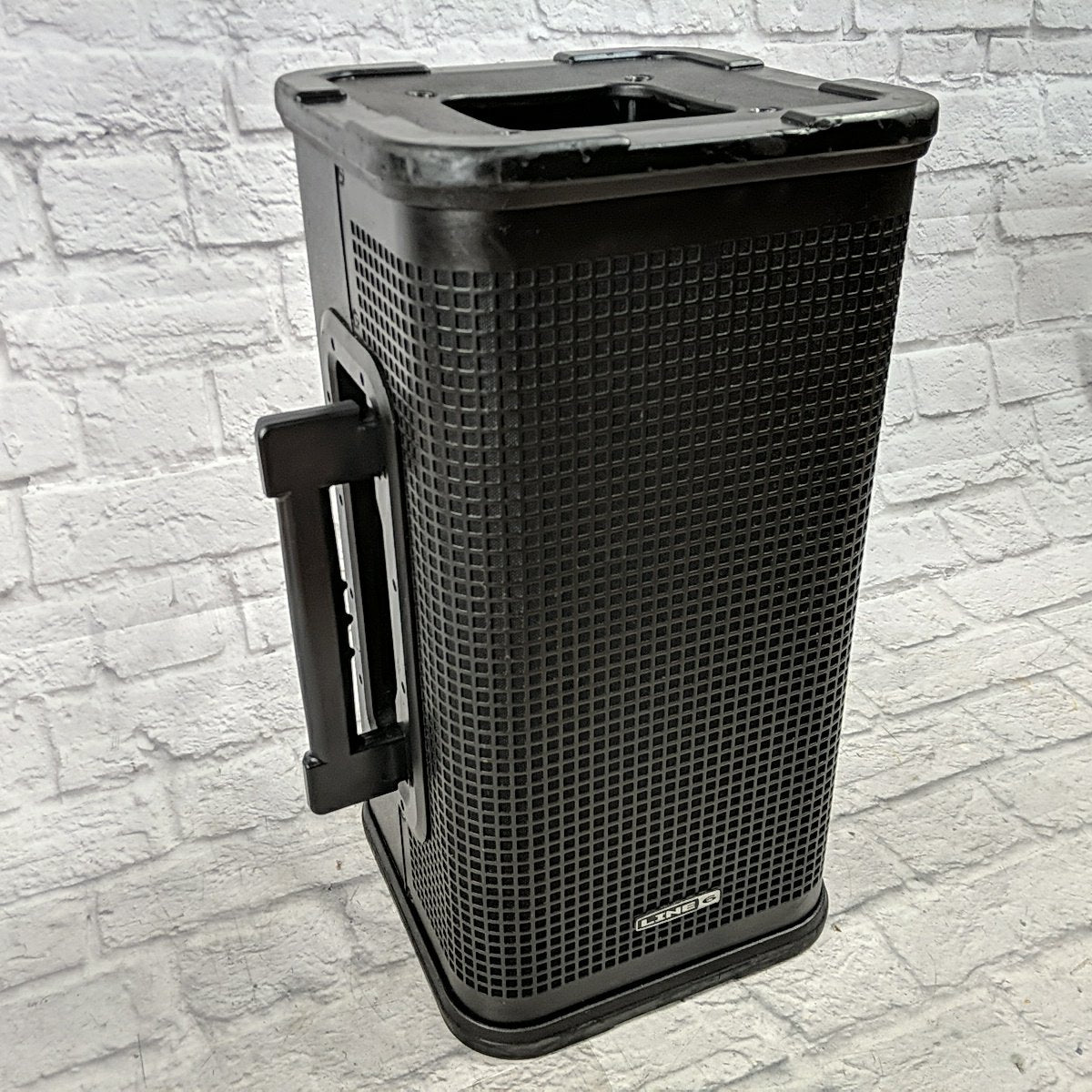 Line 6 L2T StageSource 800w Powered Loud Speaker