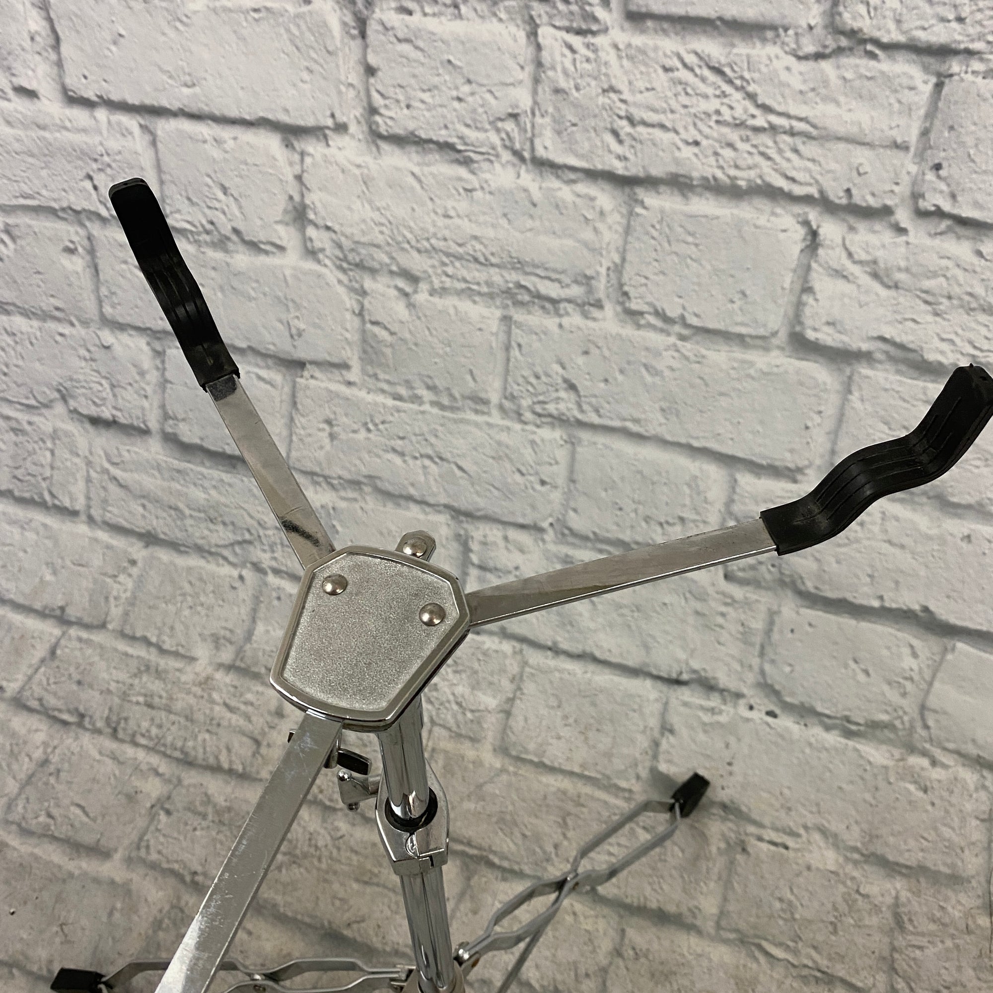 Percussion Plus Double-Braced Snare Stand