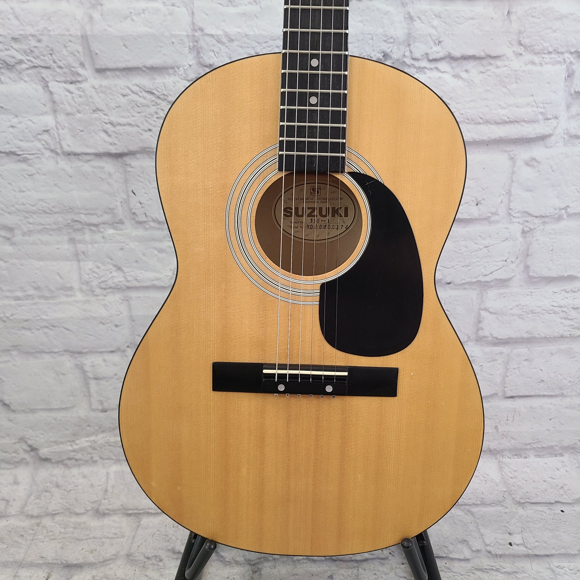 Suzuki SSG-3 Parlor Acoustic Guitar