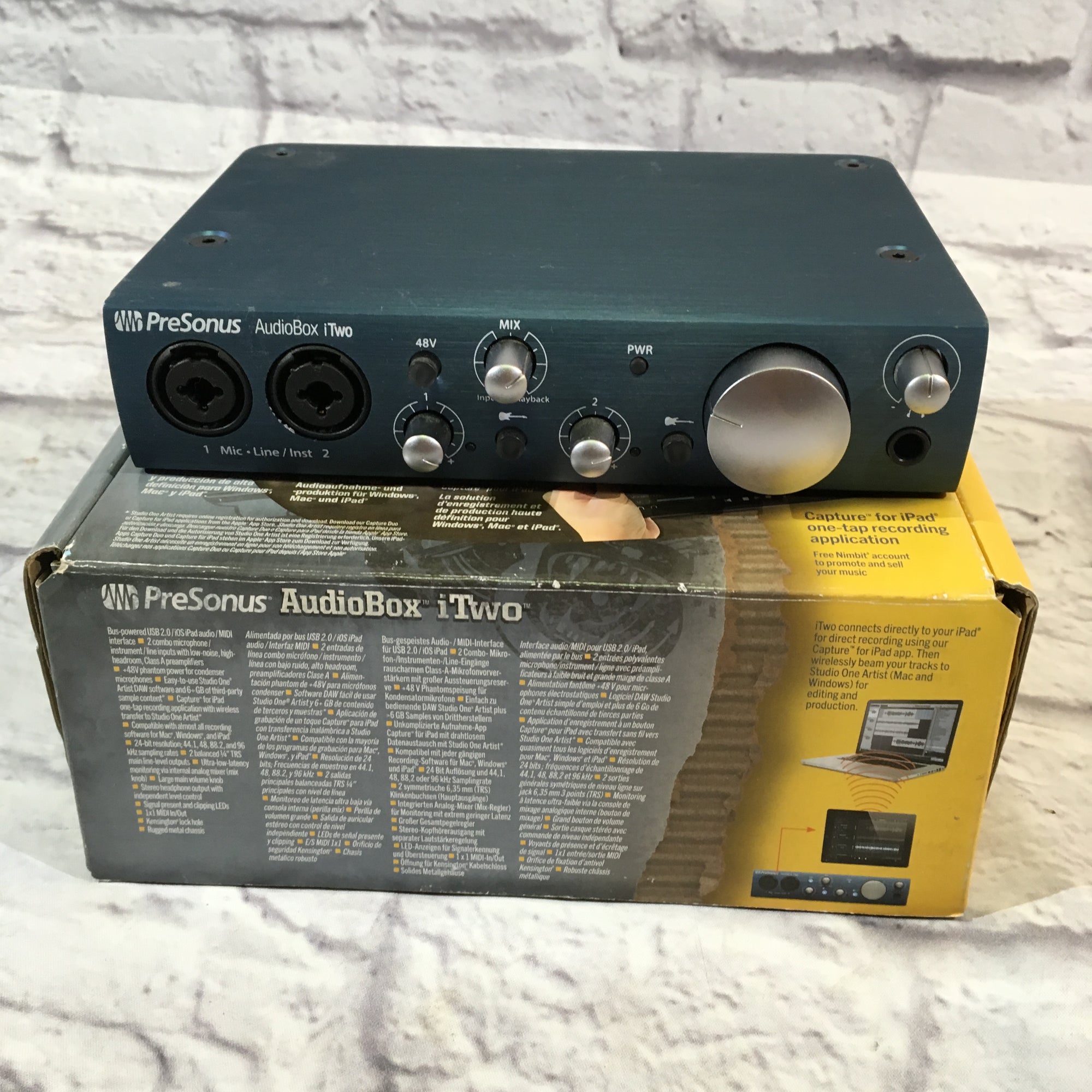 Presonus Audiobox iTwo Interface w/USB Cable
