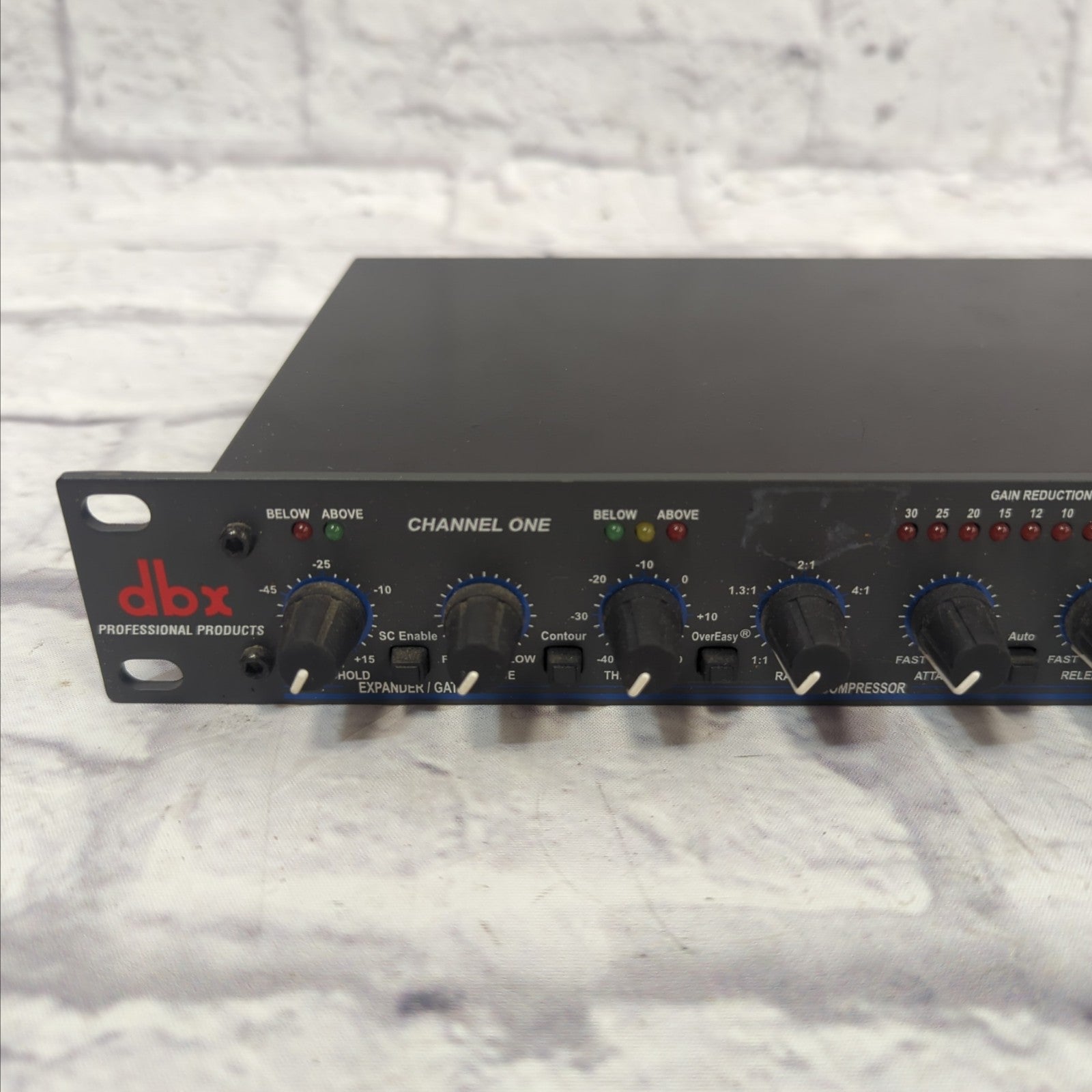 DBX 166XL Compressor / Limiter / Gate - Evolution Music