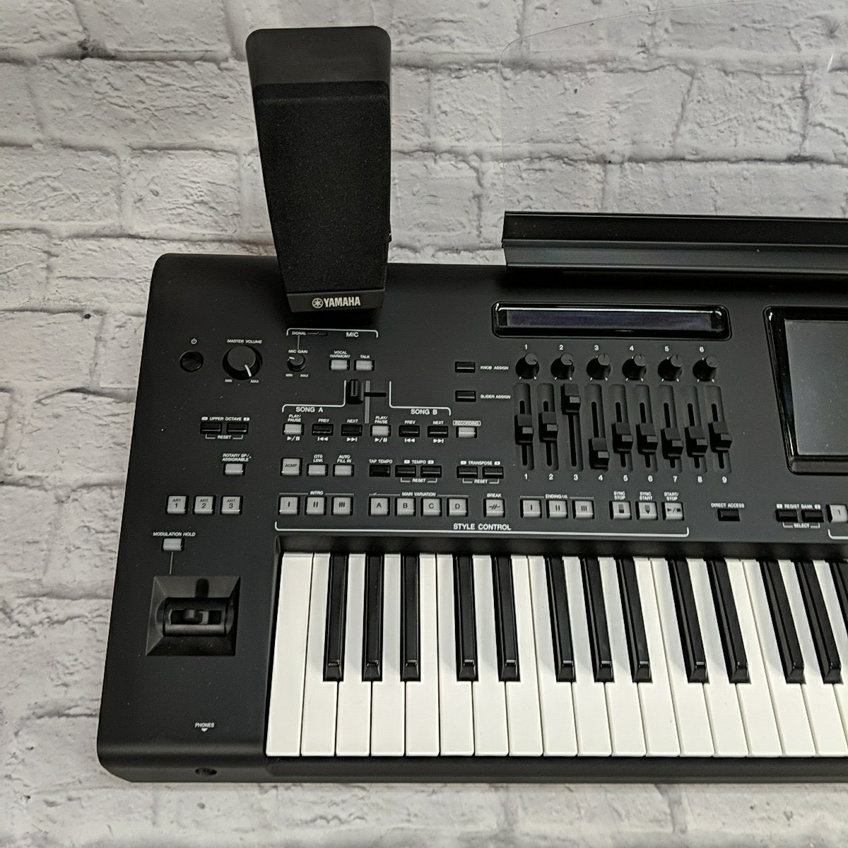 Yamaha Genos 76 Workstation Workstation