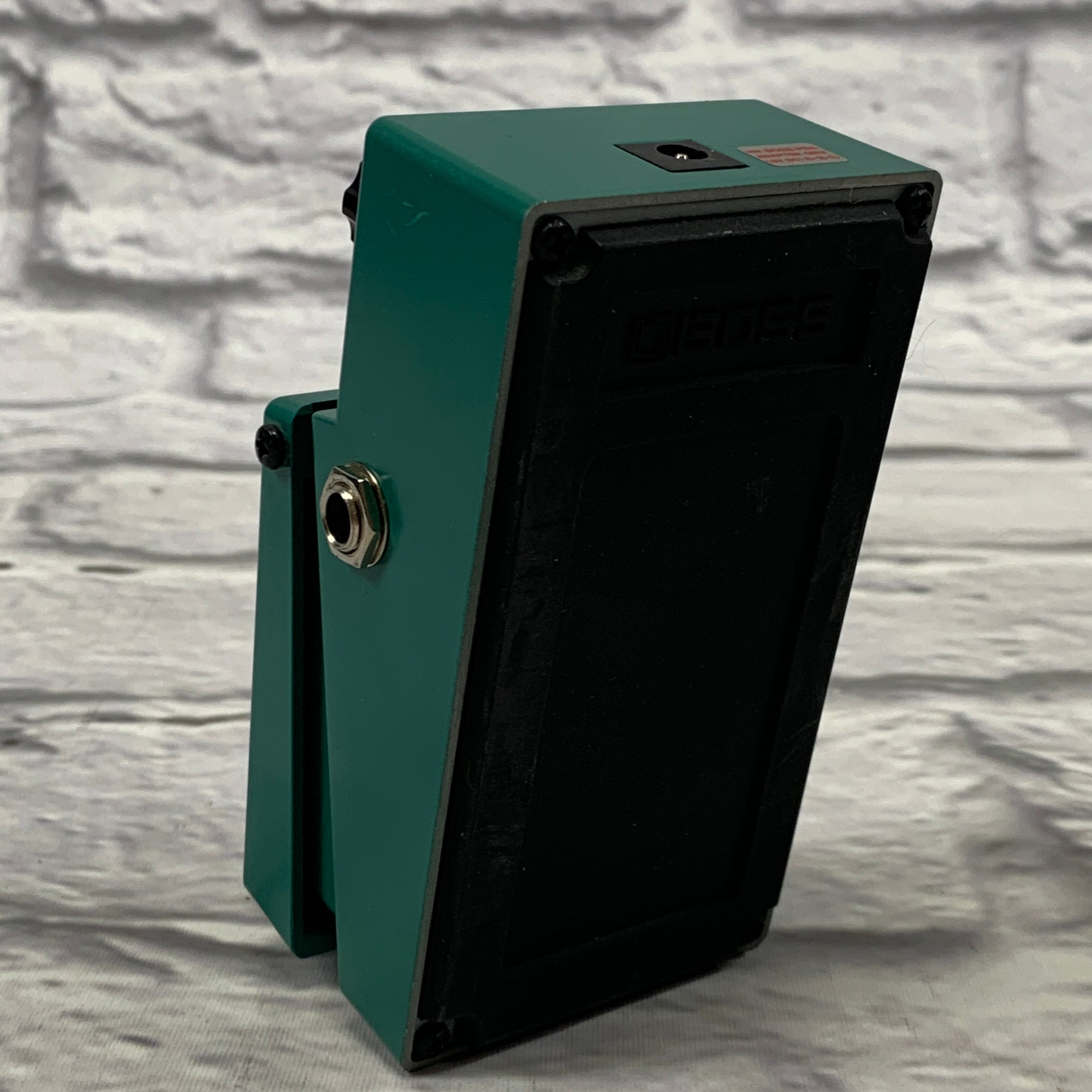 Boss TR-2 Tremolo Pedal