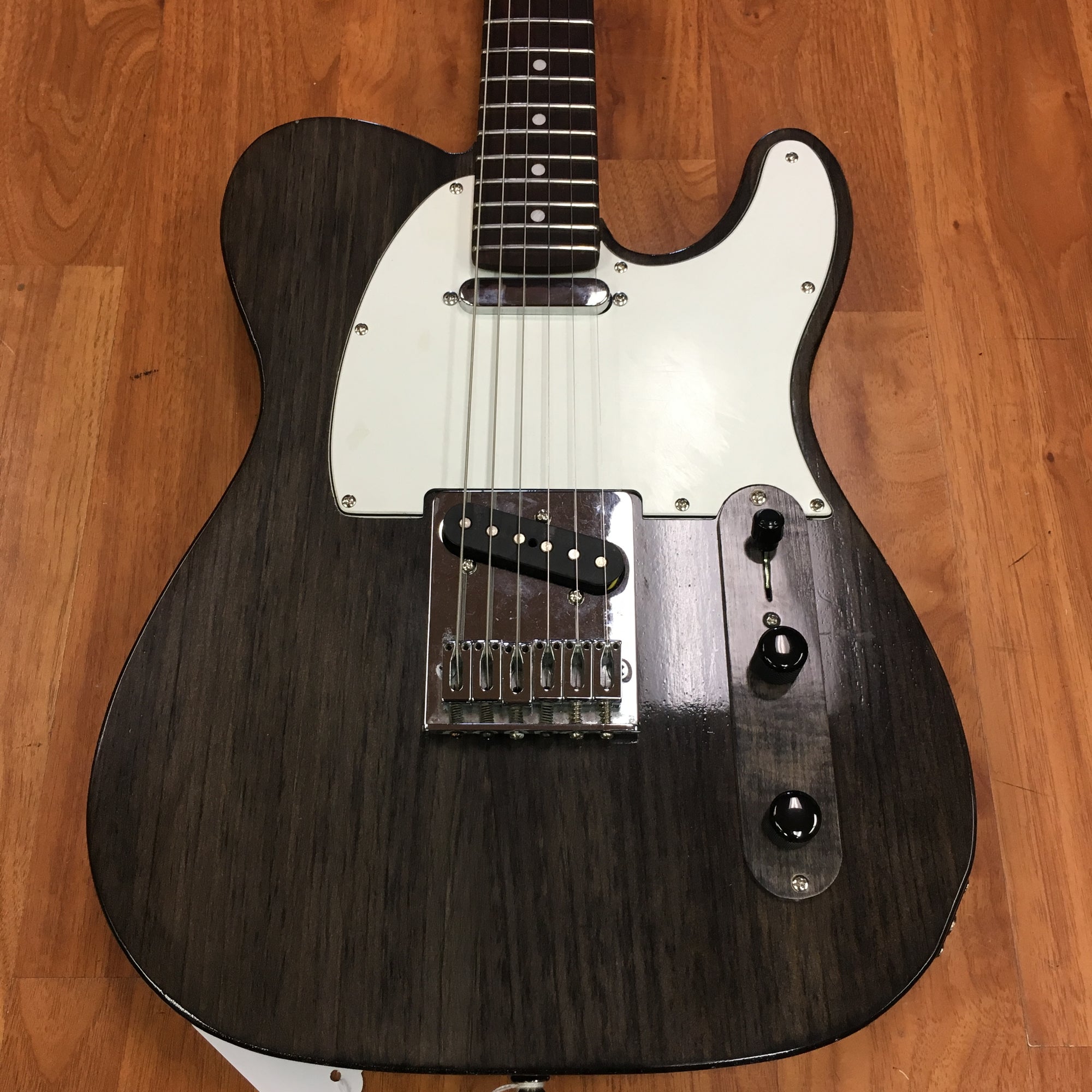 ** Gatto Tele Style, Transparent Black