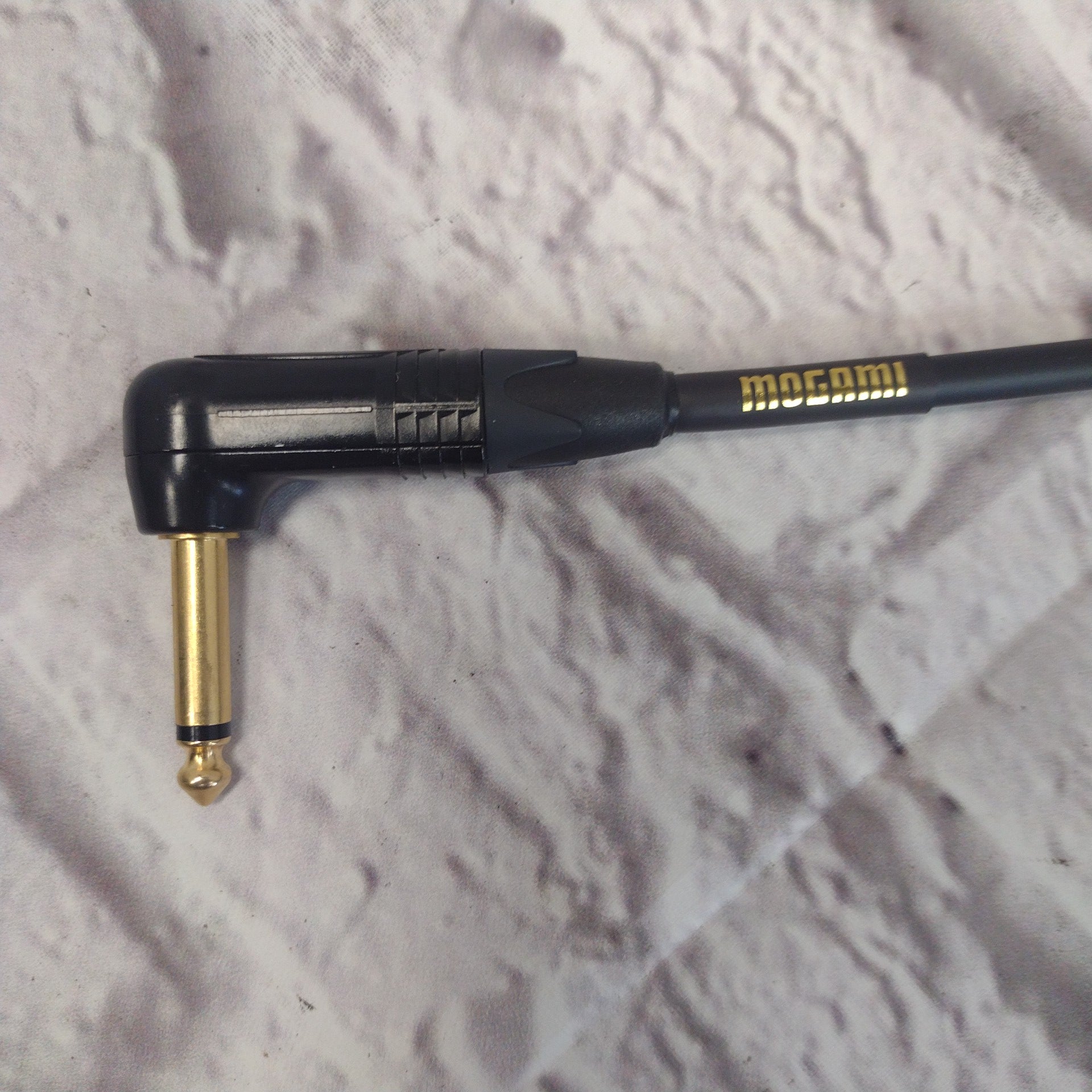 Mogami 18 Ft Silent Instrument Cable