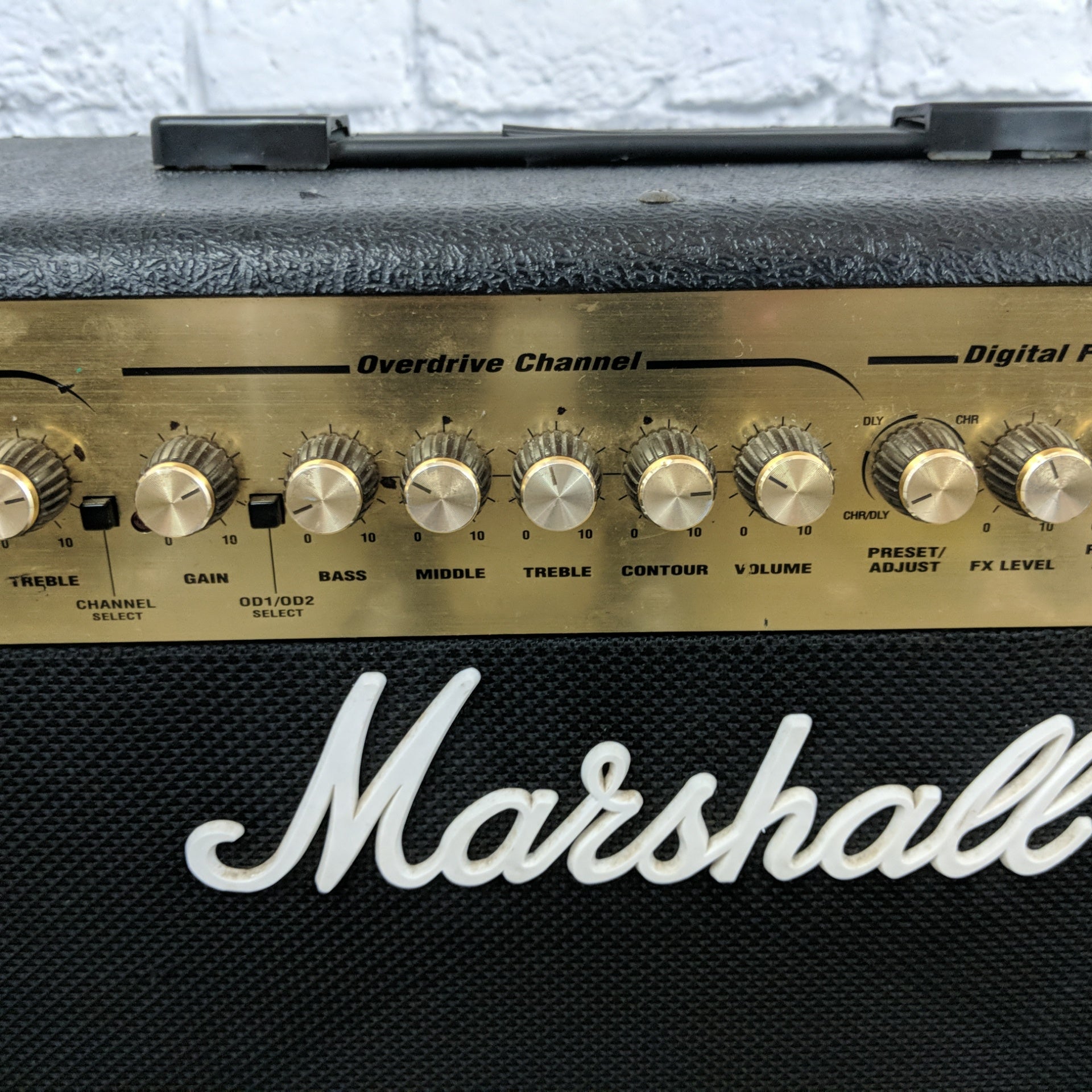 Marshall MG100 DFX Guitar Combo Amplifier