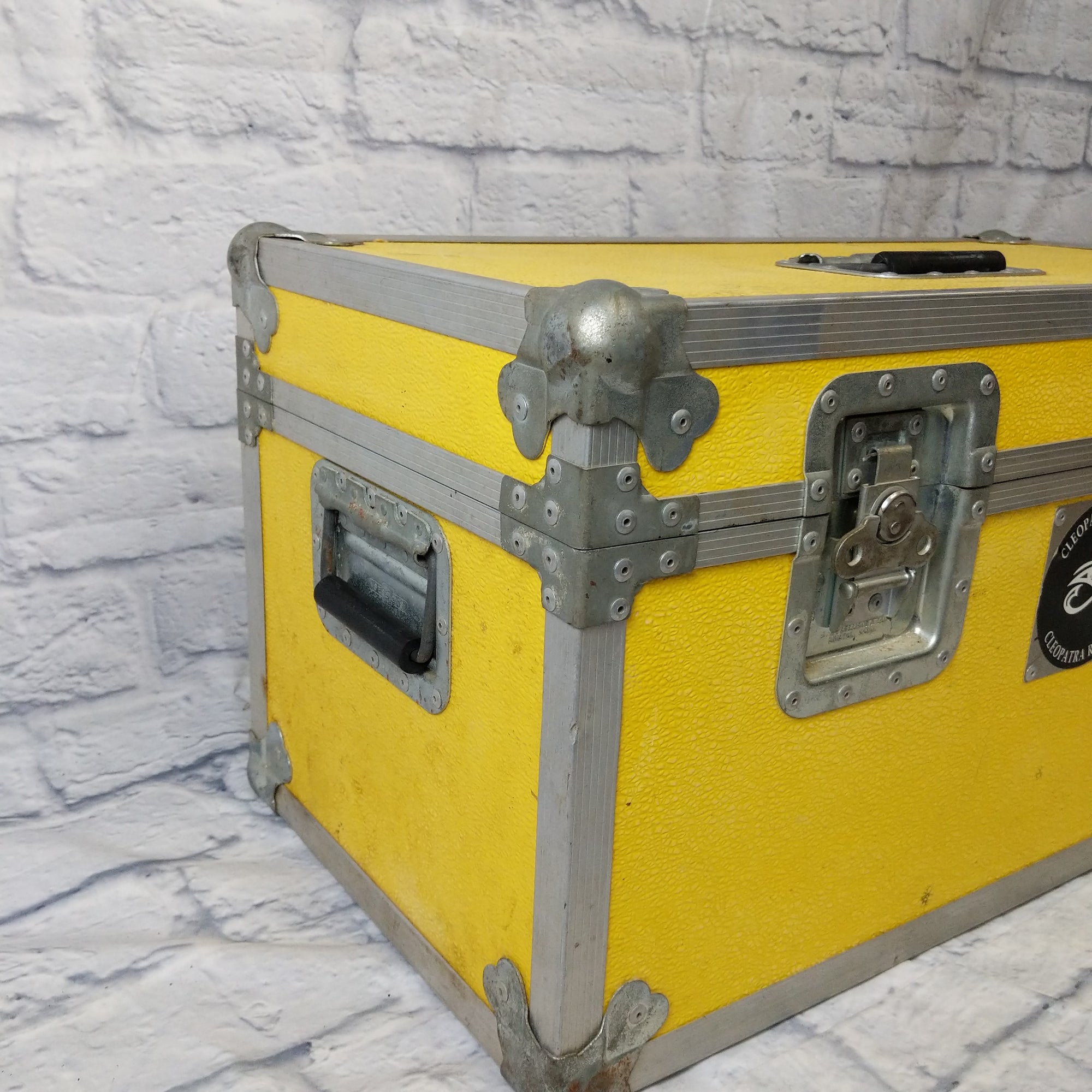 Unknown Yellow Amp / Utility Case - 29 x 15 x 15