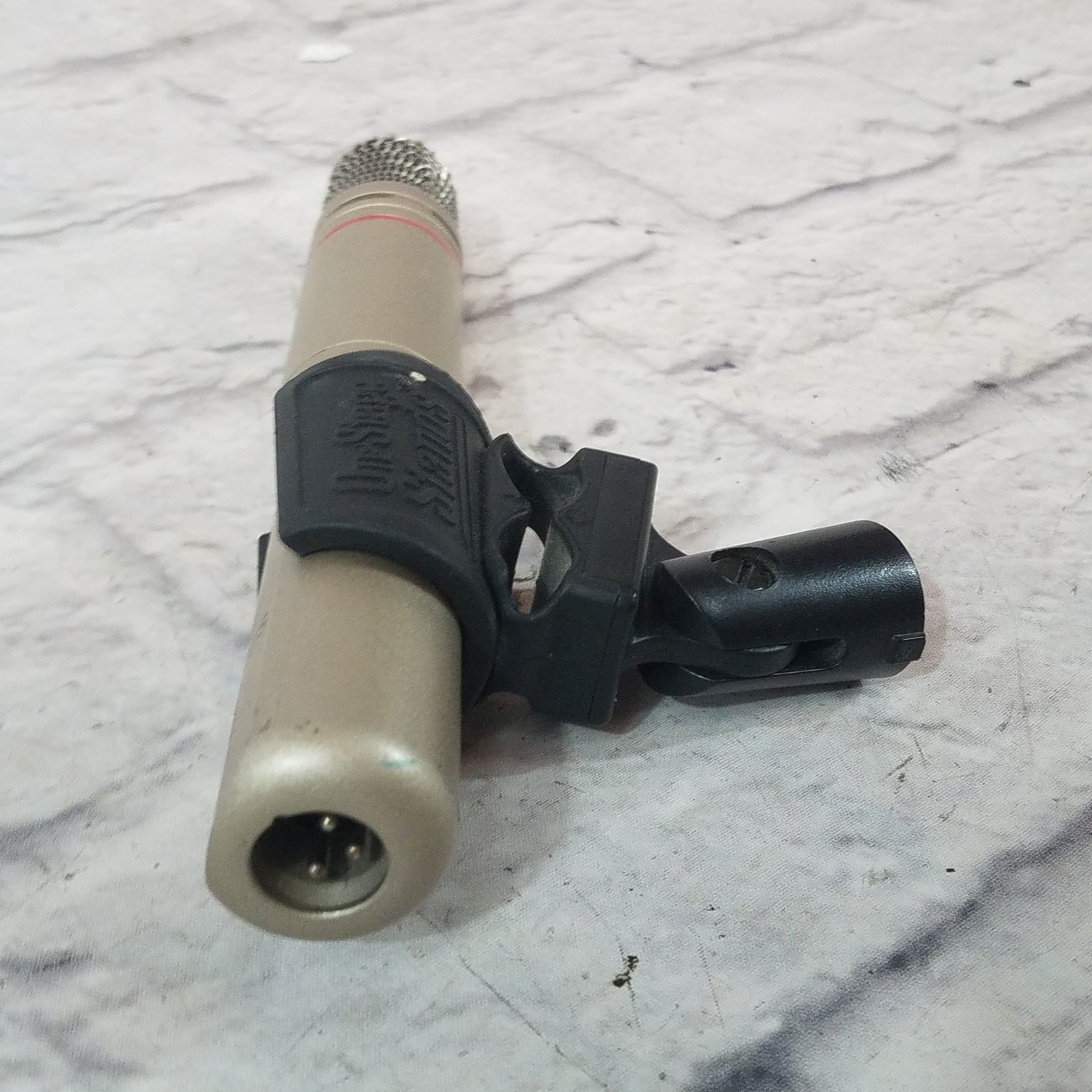 AKG C1000S Small Diaphragm Condenser Microphone