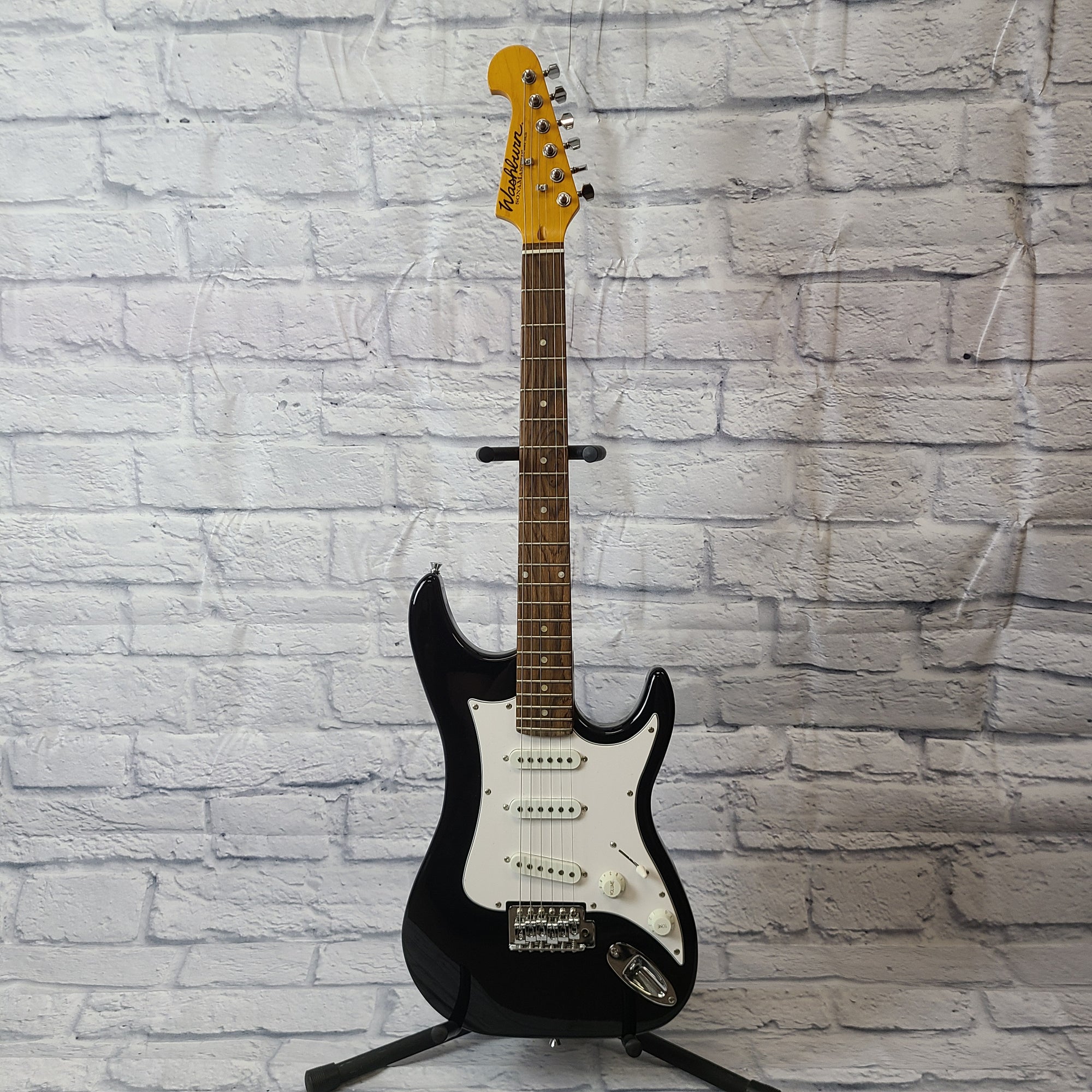 Washburn Sonamaster Electric Guitar Strat Style - Evolution Music