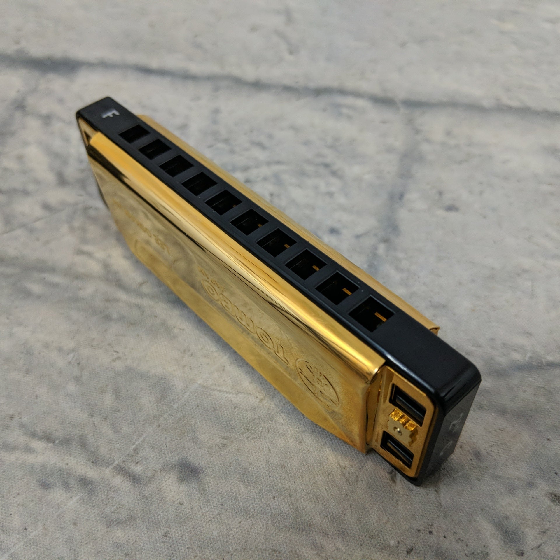 Lee Oskar 25th Anniversary Harmonica in F