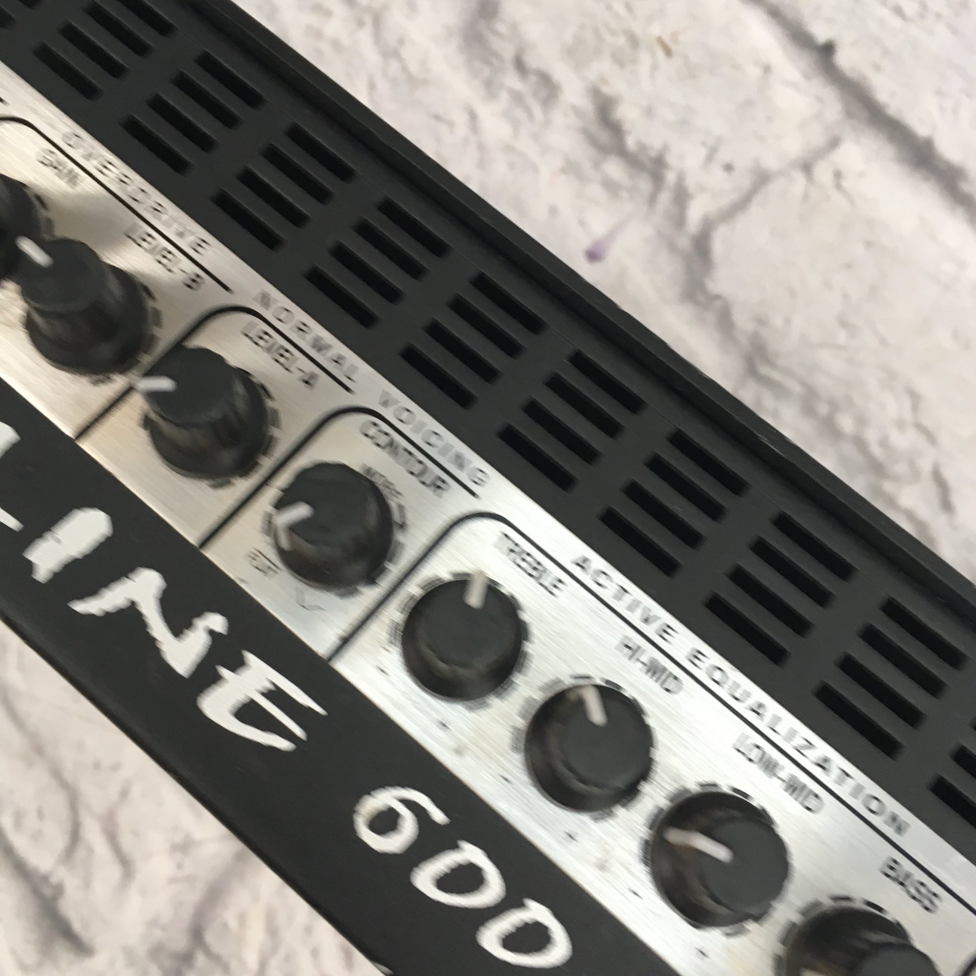 GK Backline 600 bass Head