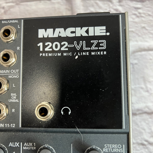 Mackie 1202VLZ3 12-Channel Mixer - Evolution Music