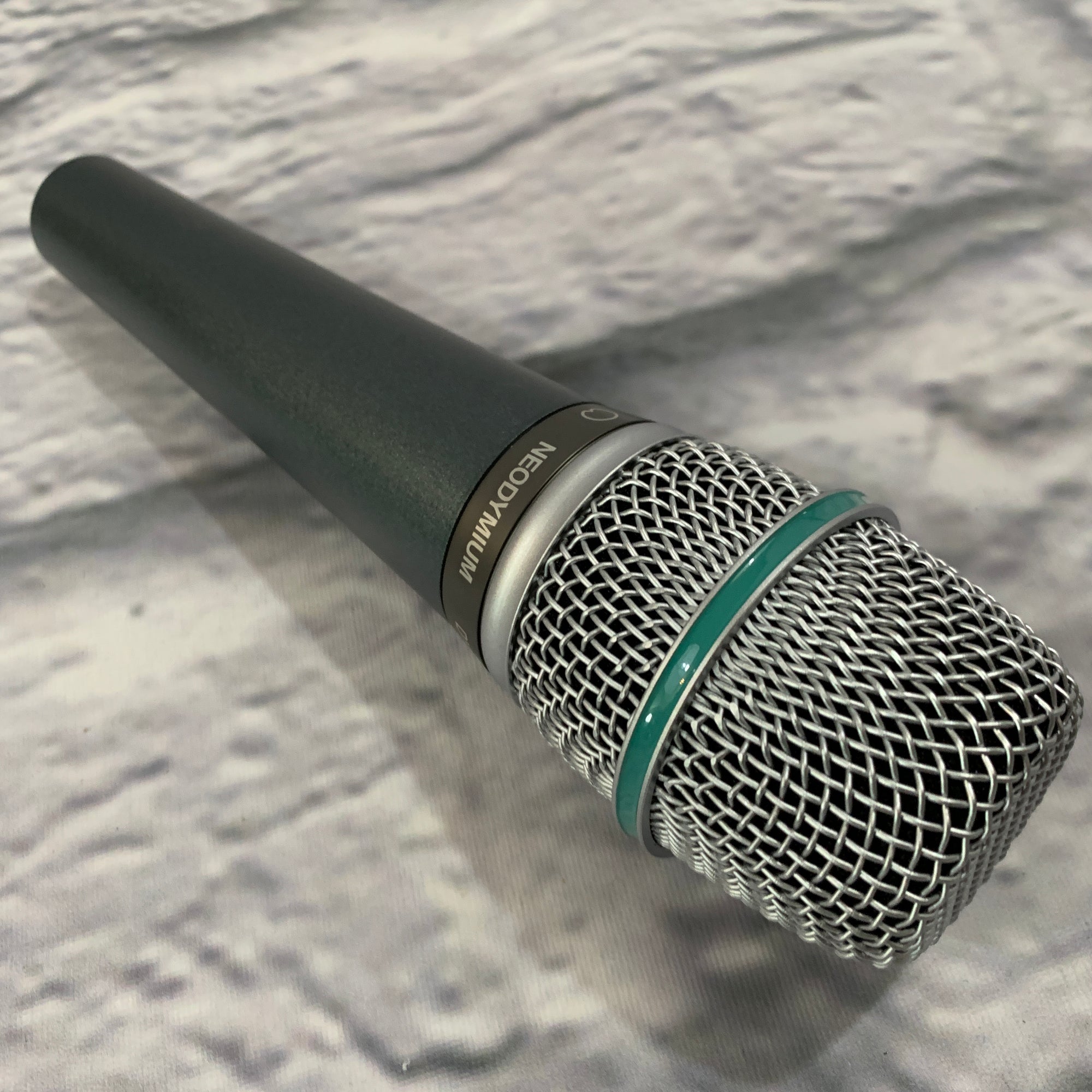 V-Tech VTND2 Dynamic Microphone