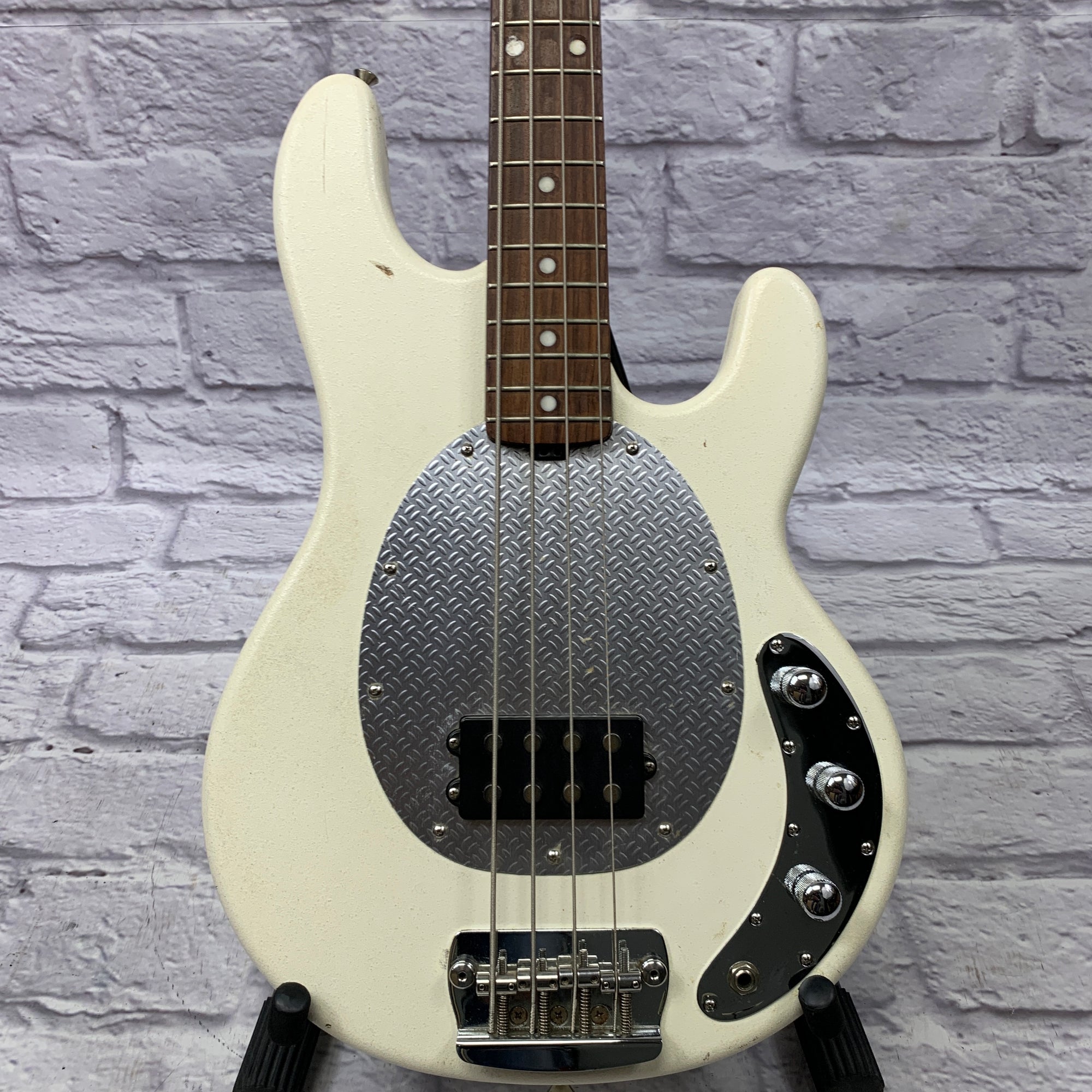 Musicman Stingray USA SUB 4-String Bass Guitar White