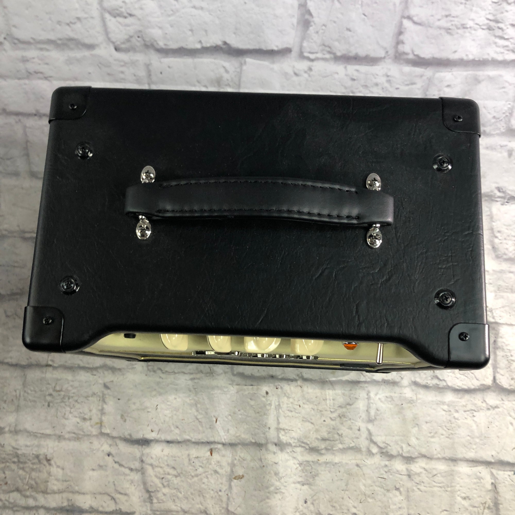 Bugera Vintage V5 Tube Combo Amp