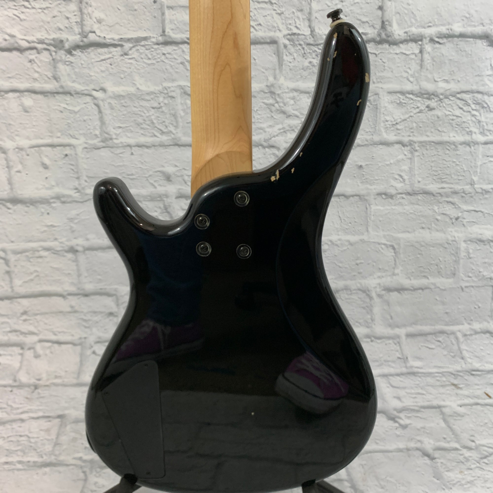 Hartke SB-15 4-String Electric Bass - Black