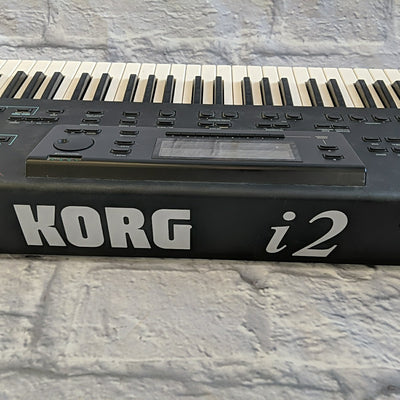 Korg i2 Synthesizer 61-Key Music Workstation