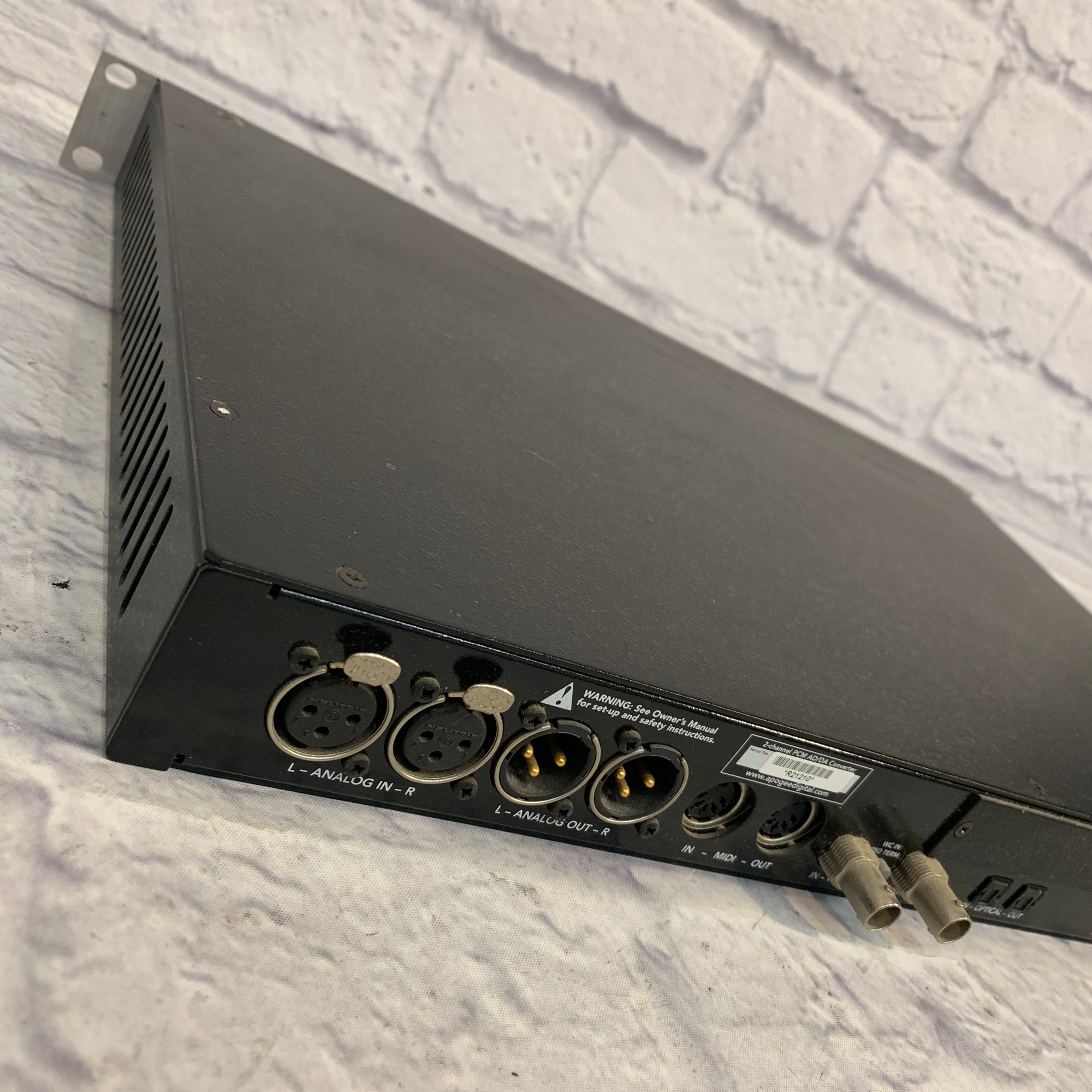 Apogee Rosetta 200 2CH 24-bit AD/DA Converter - Evolution Music