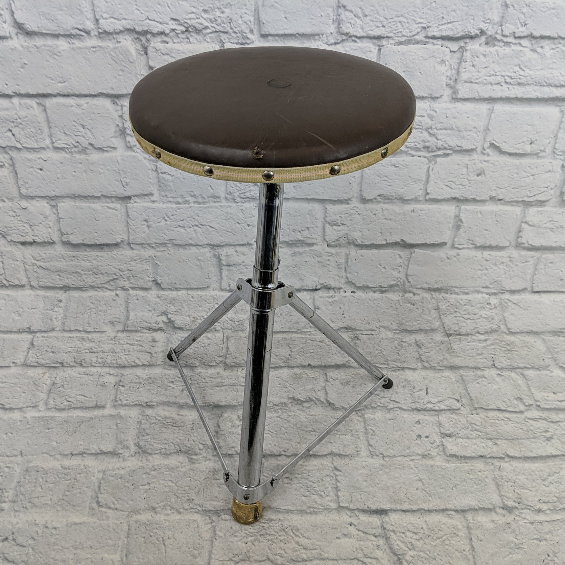 Vintage Slingerland Throne