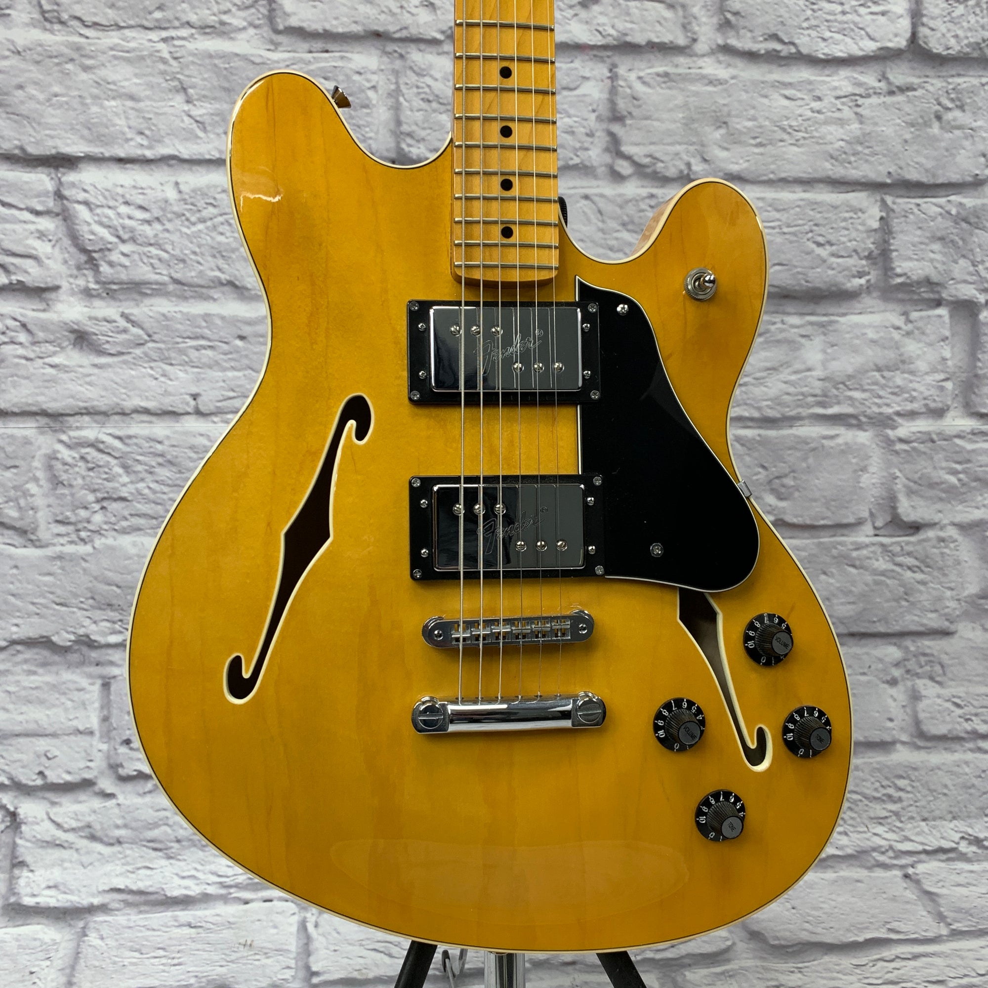 Fender Modern Player Starcaster