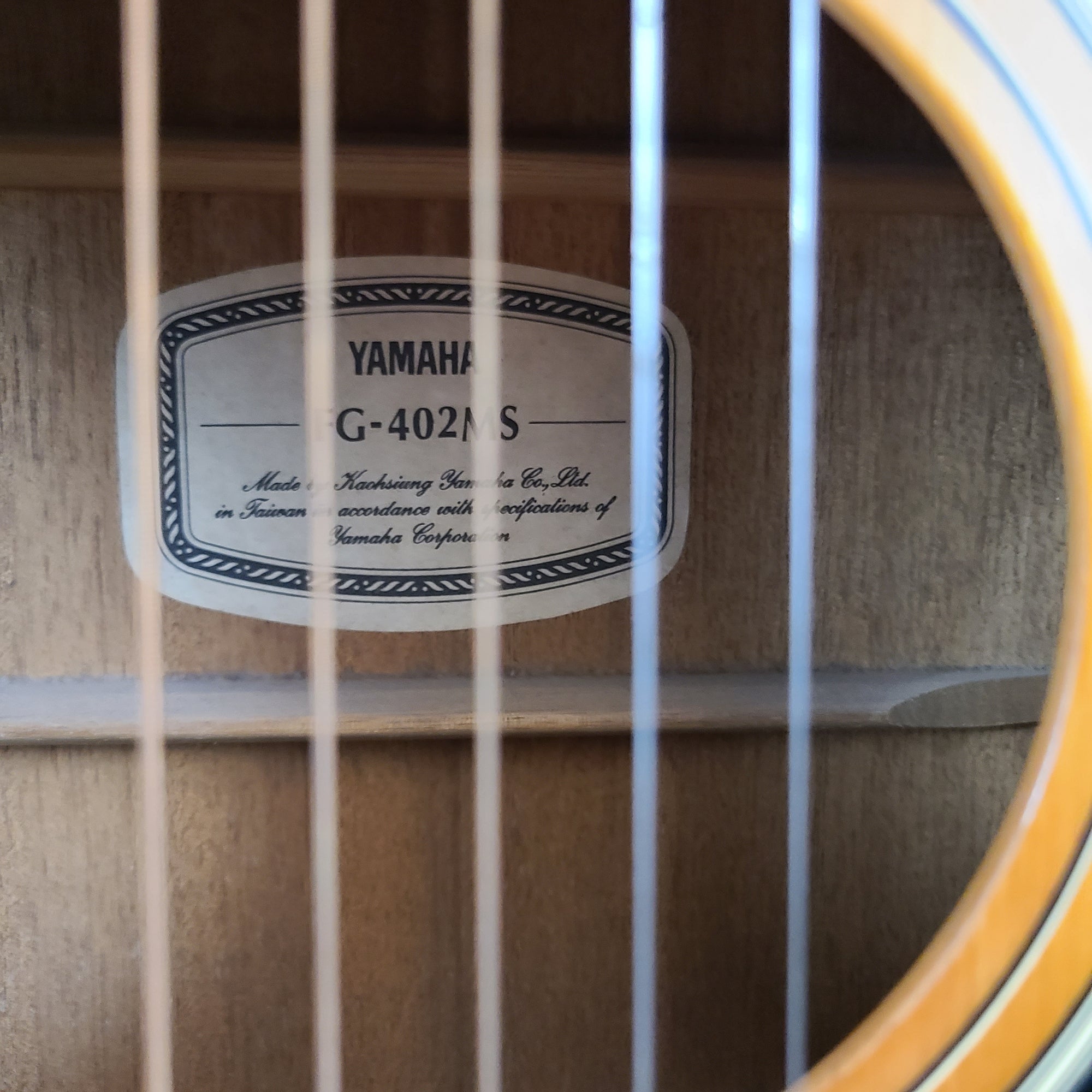Acoustic Guitar YAMAHA FG–402 Natural SN 80422457 Good