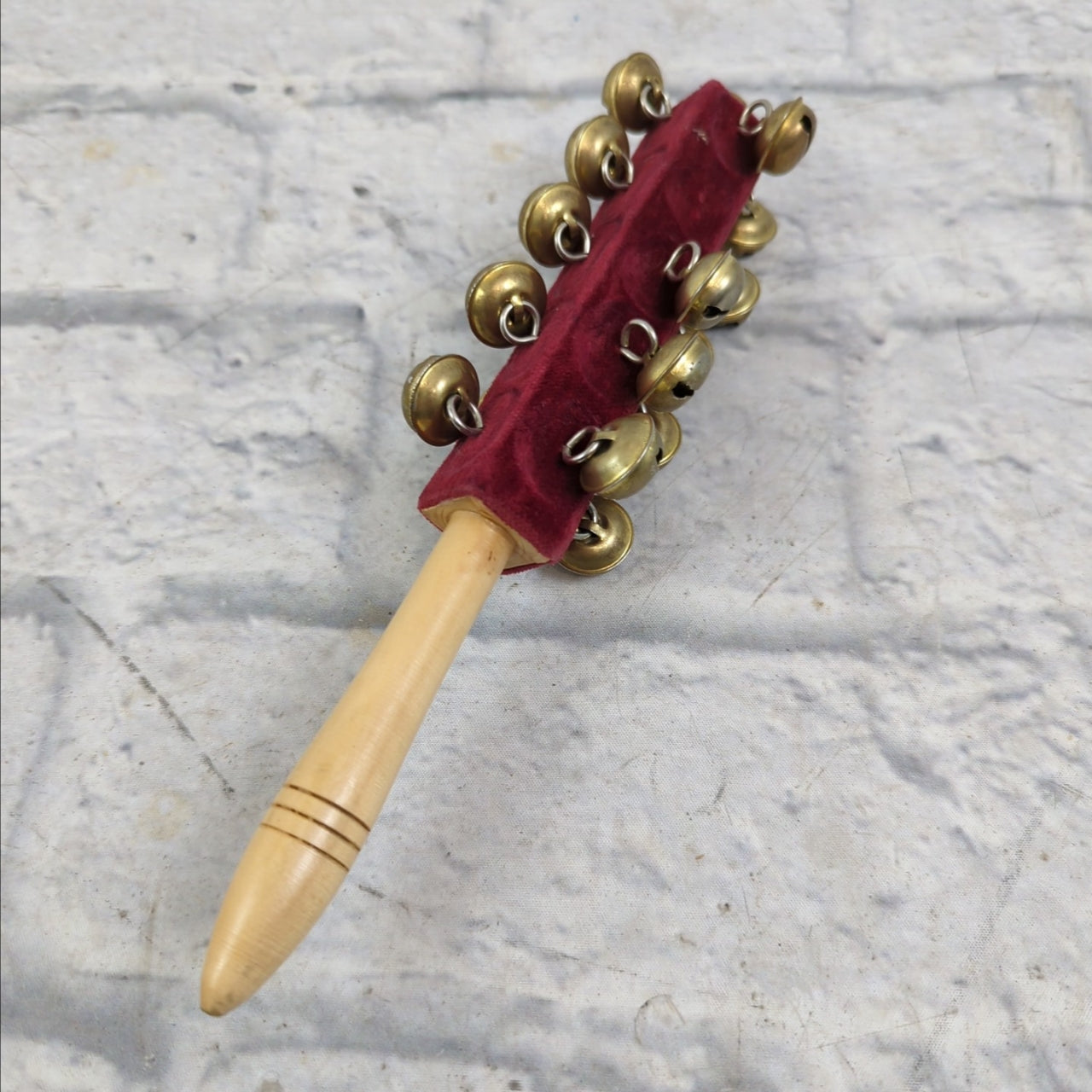 Sleigh Bells with Handle - 20 Bells Red