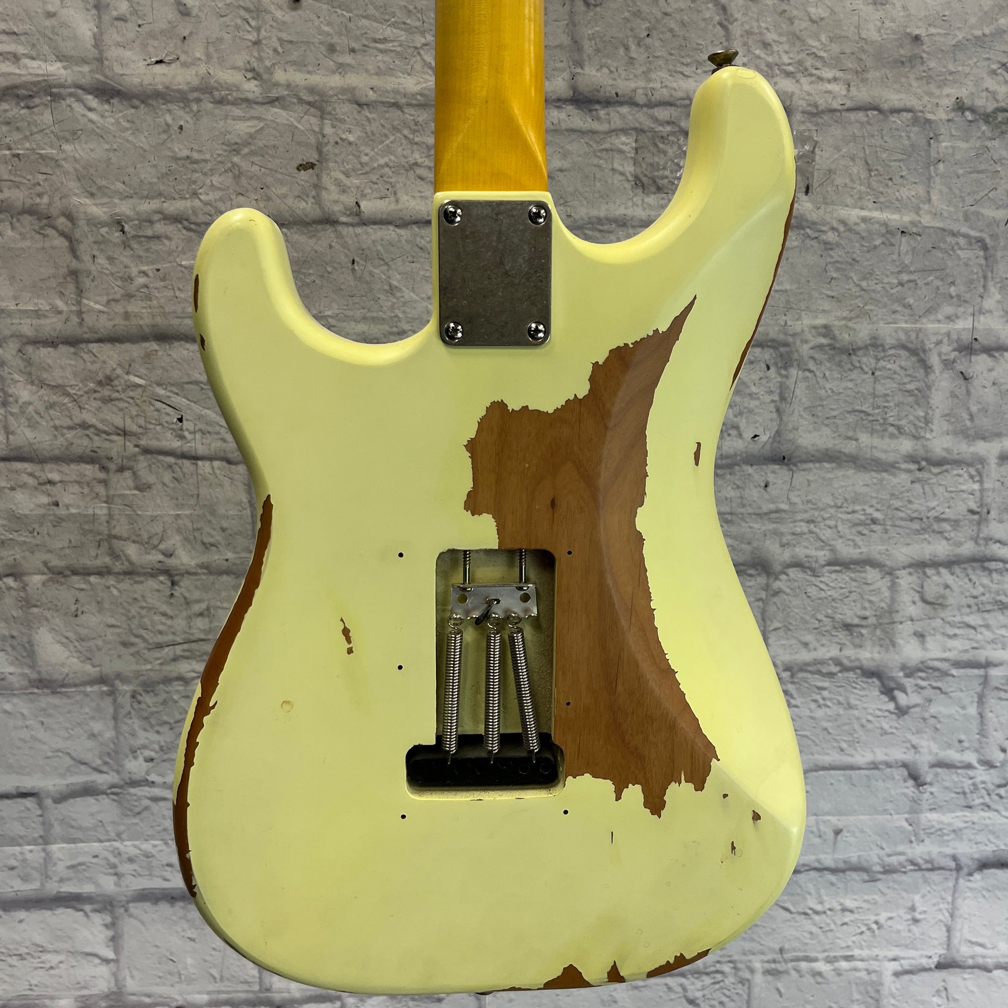 Vintage (Brand) V6MRTBG Distressed Finish Thomas Blug Strat