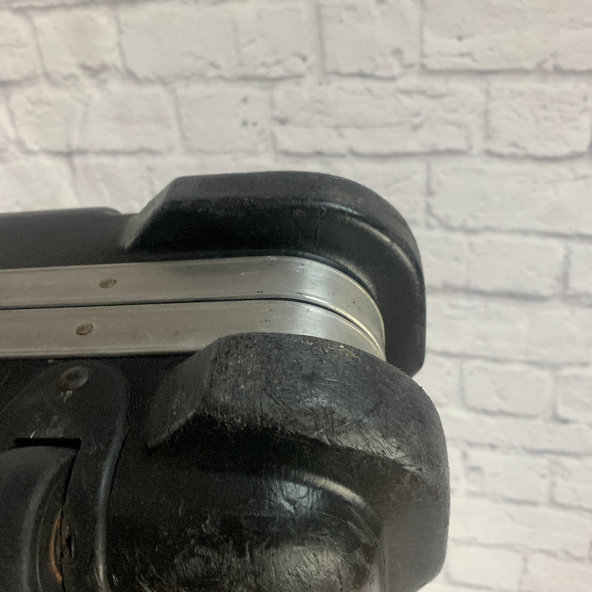 SKB 61-Key Rolling Keyboard Case with Wheels