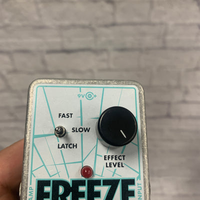 Electro-Harmonix Freeze Sound Retainer Effect Pedal